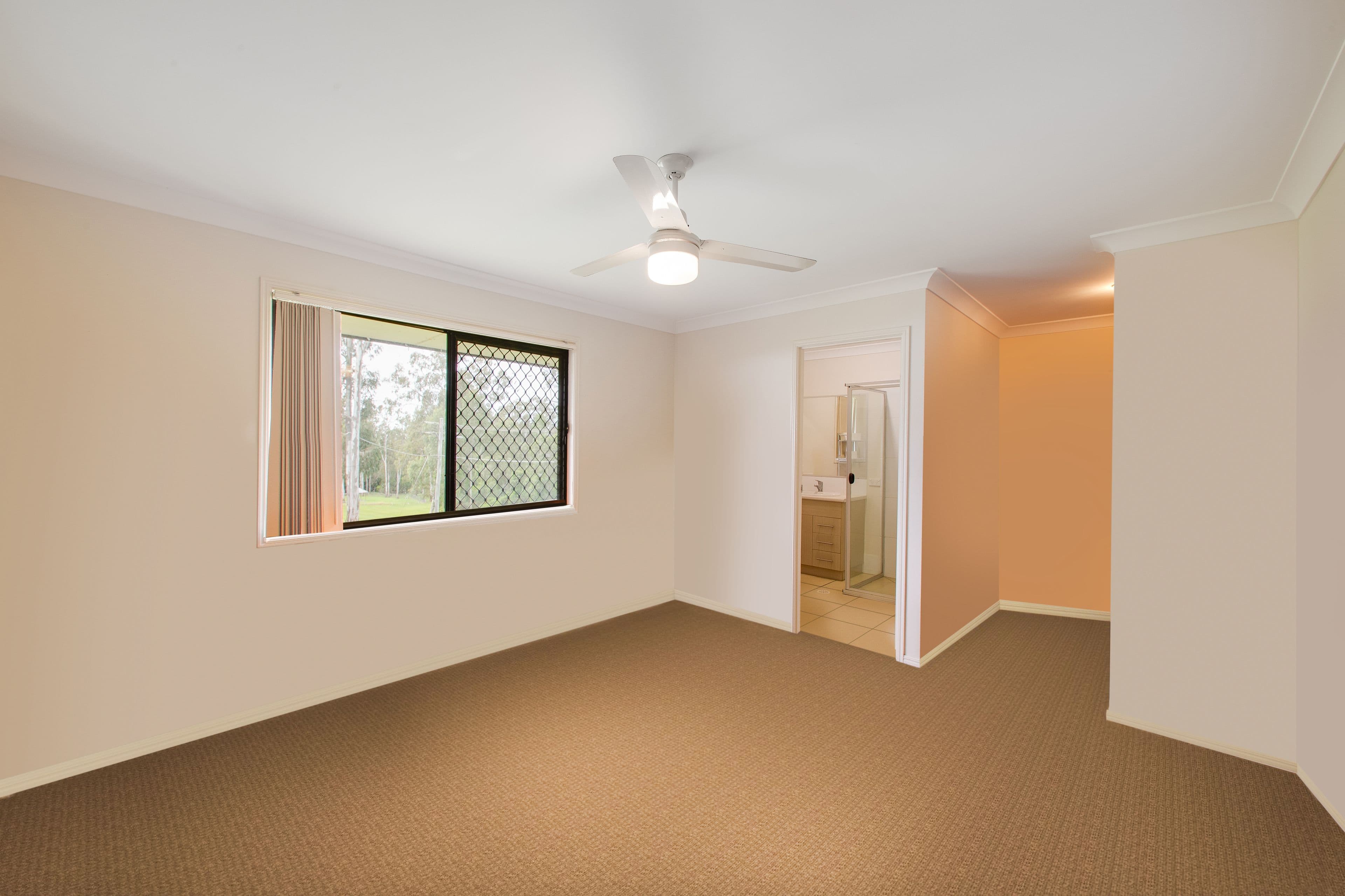 13 Lynch Street, Riverview QLD 4303, Riverview - Thumbnail 4