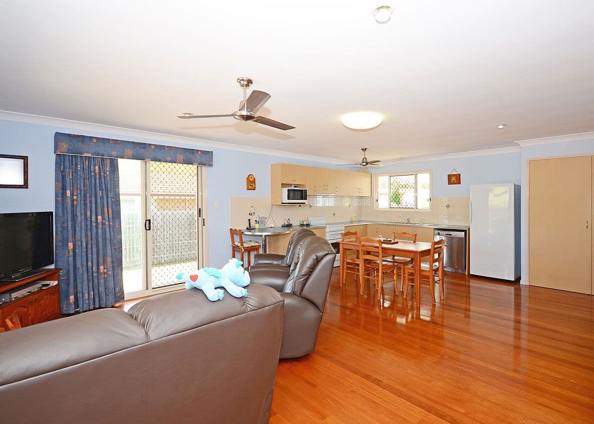 25 Caswell Court, TORQUAY QLD 4655, Torquay - Thumbnail 4