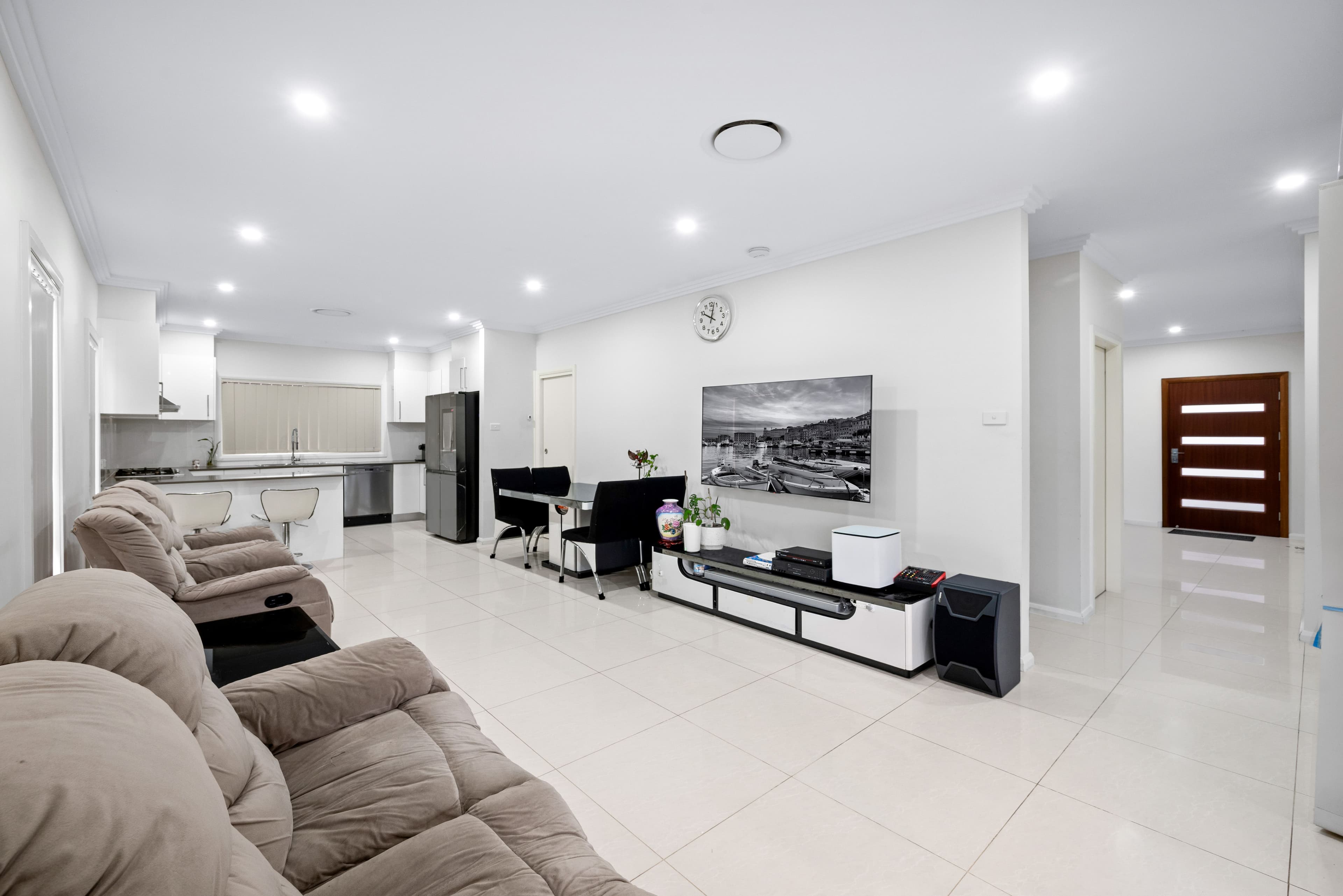 Lot 18 Gallant Place, Lochinvar, Gregory Hills - Thumbnail 2