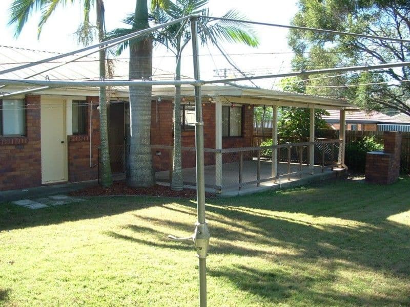 12 Lanfranco Street, ROCHEDALE SOUTH QLD 4123, Rochedale South - Thumbnail 4