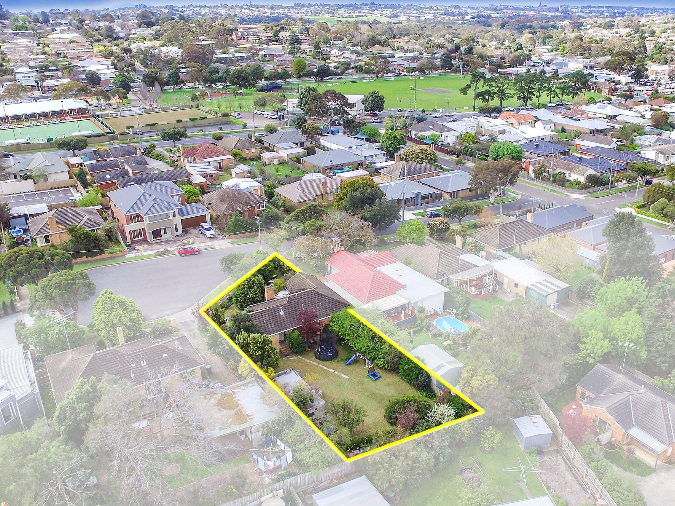 9 Norman Court, Highton VIC 3216, Highton - Image 1