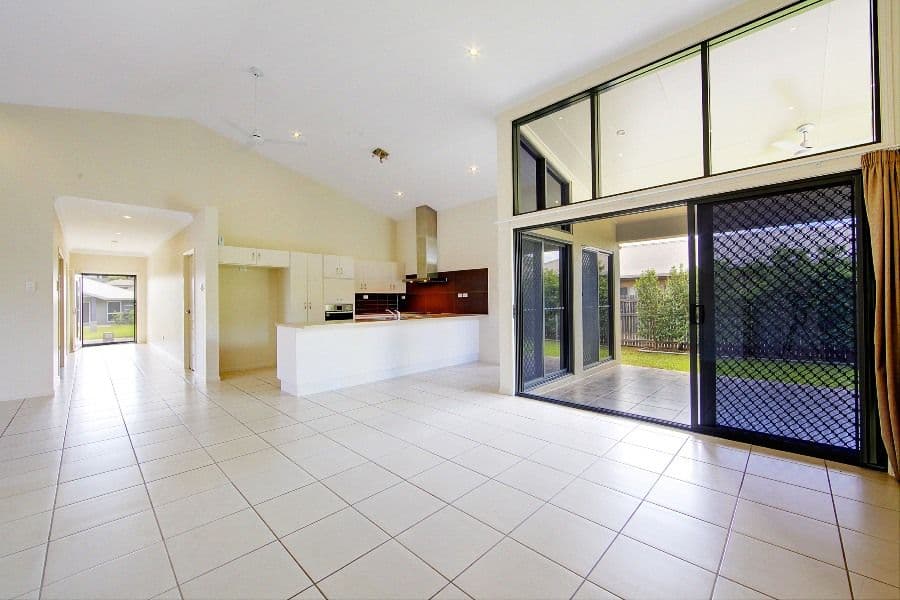 20 Chapple Street, MOUNT LOUISA QLD 4814, Mount Louisa - Thumbnail 2