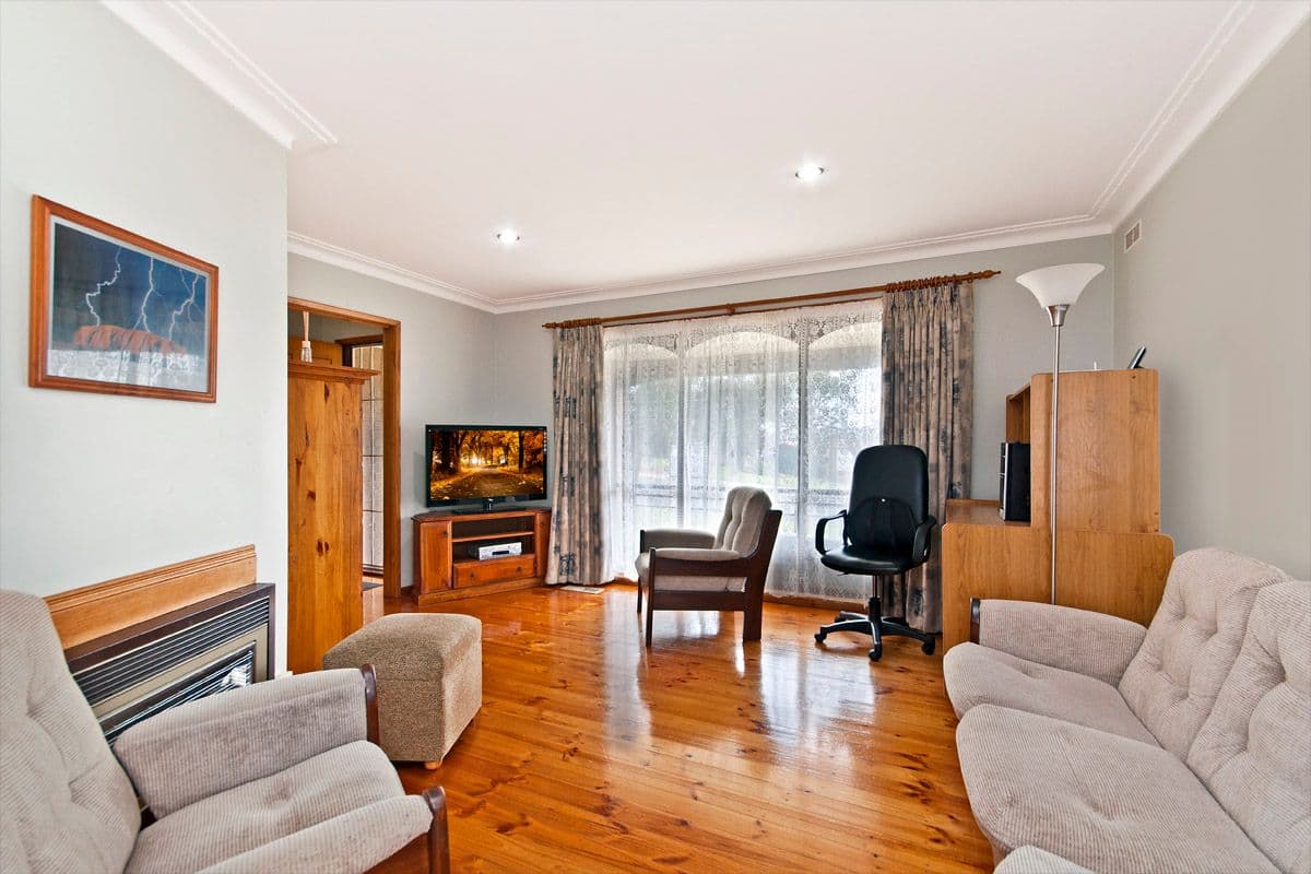 110 Laverock Road, Warrnambool VIC 3280, Warrnambool - Thumbnail 2