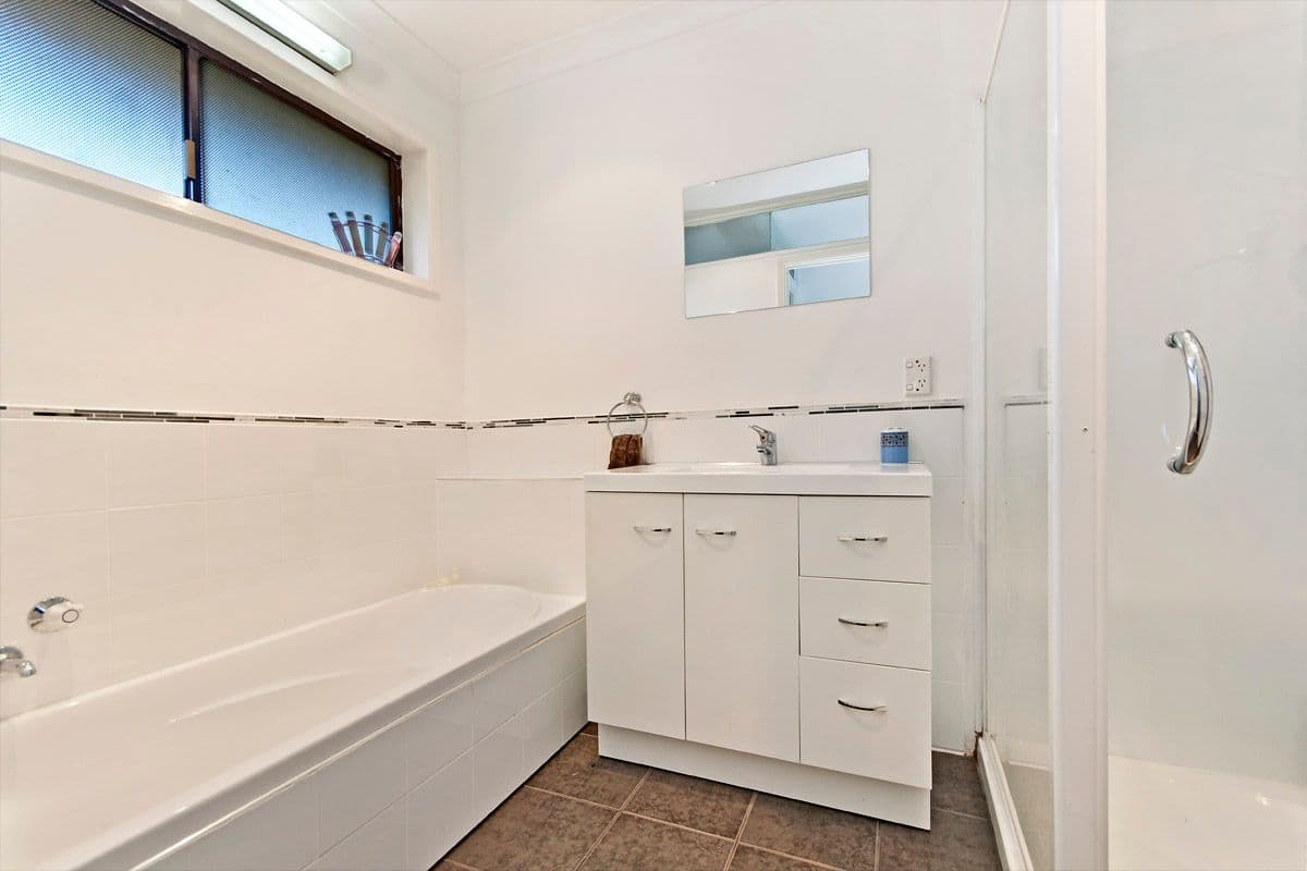 110 Laverock Road, Warrnambool VIC 3280, Warrnambool - Thumbnail 4