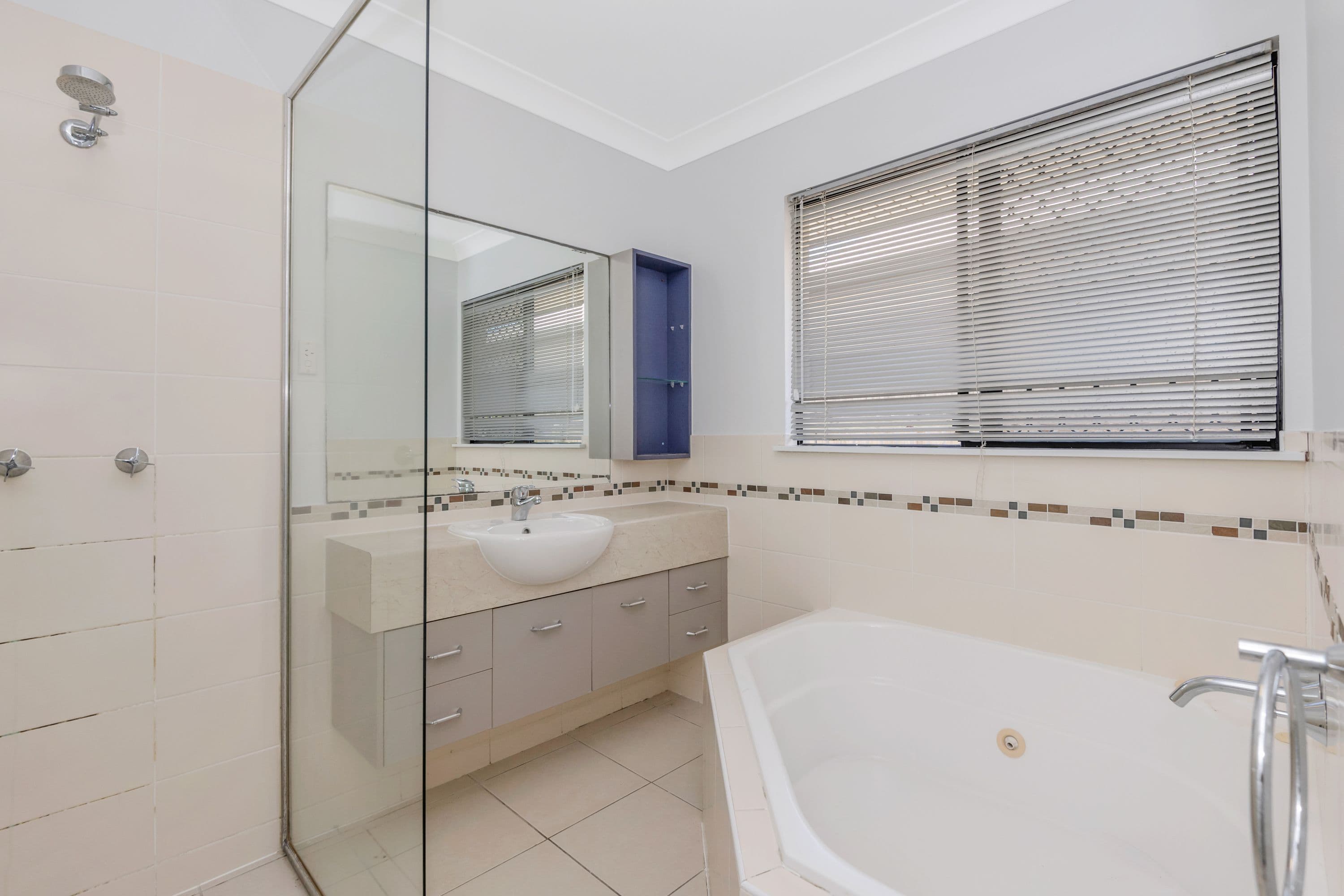 19 Chesterton Court, Kirwan QLD 4817, Kirwan - Thumbnail 6