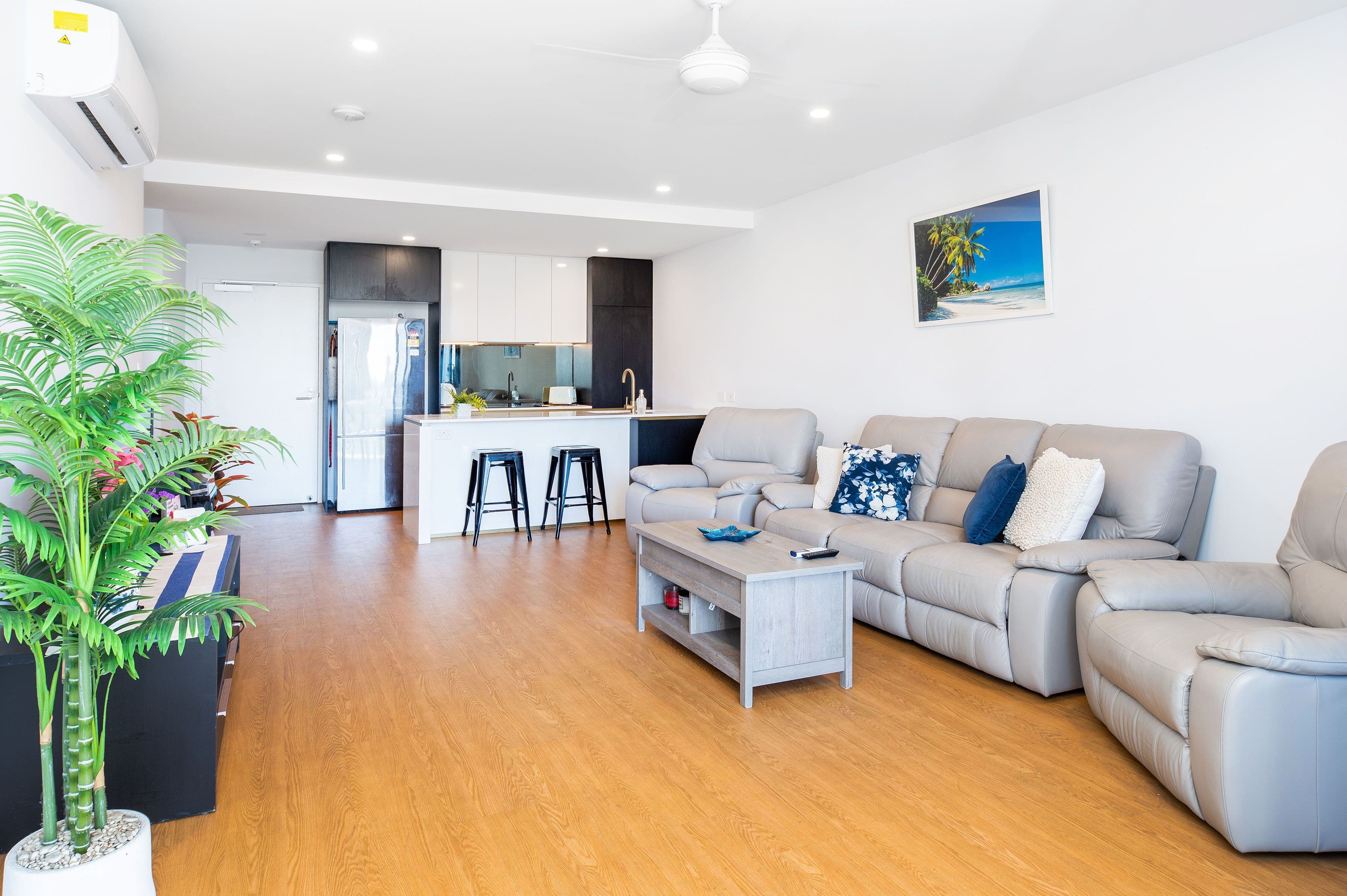 5-7 Peninsular Drive, Surfers Paradise QLD 4217, Surfers Paradise - Thumbnail 4