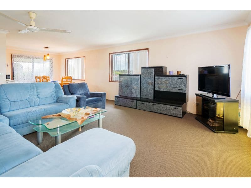 36 Barcelona Street, Wishart QLD 4122, Wishart - Thumbnail 2