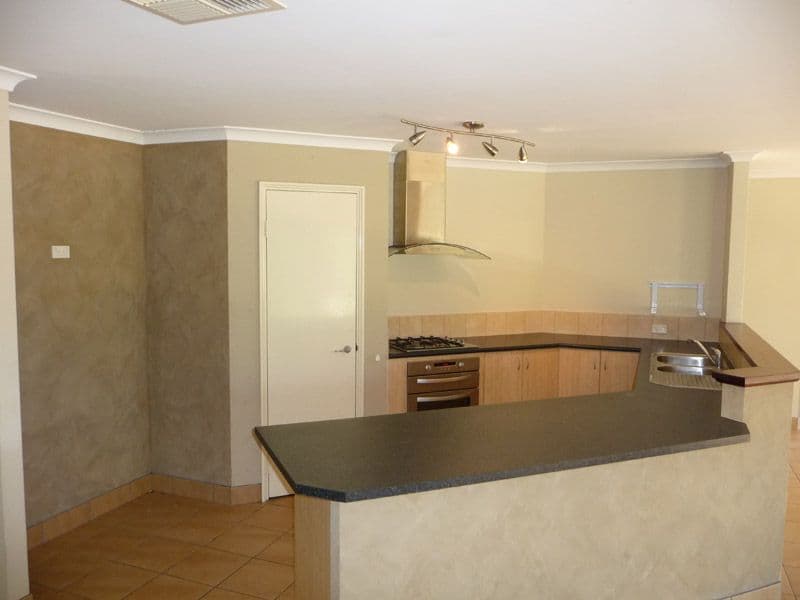 322 Leschenaultia Drive, CHITTERING WA 6084, Chittering - Thumbnail 3