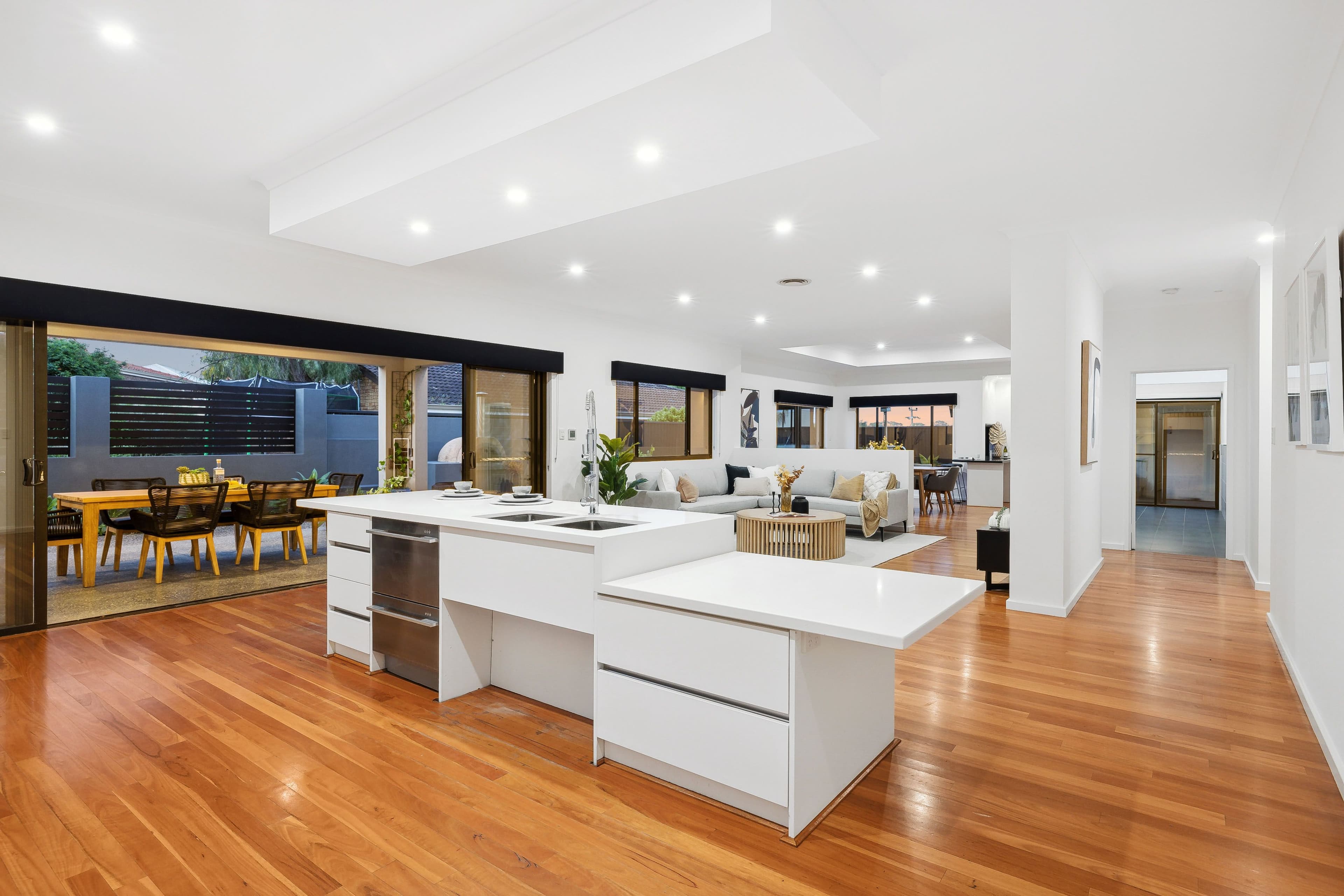 2 Dundee Court, Duncraig WA 6023, Duncraig - Thumbnail 8