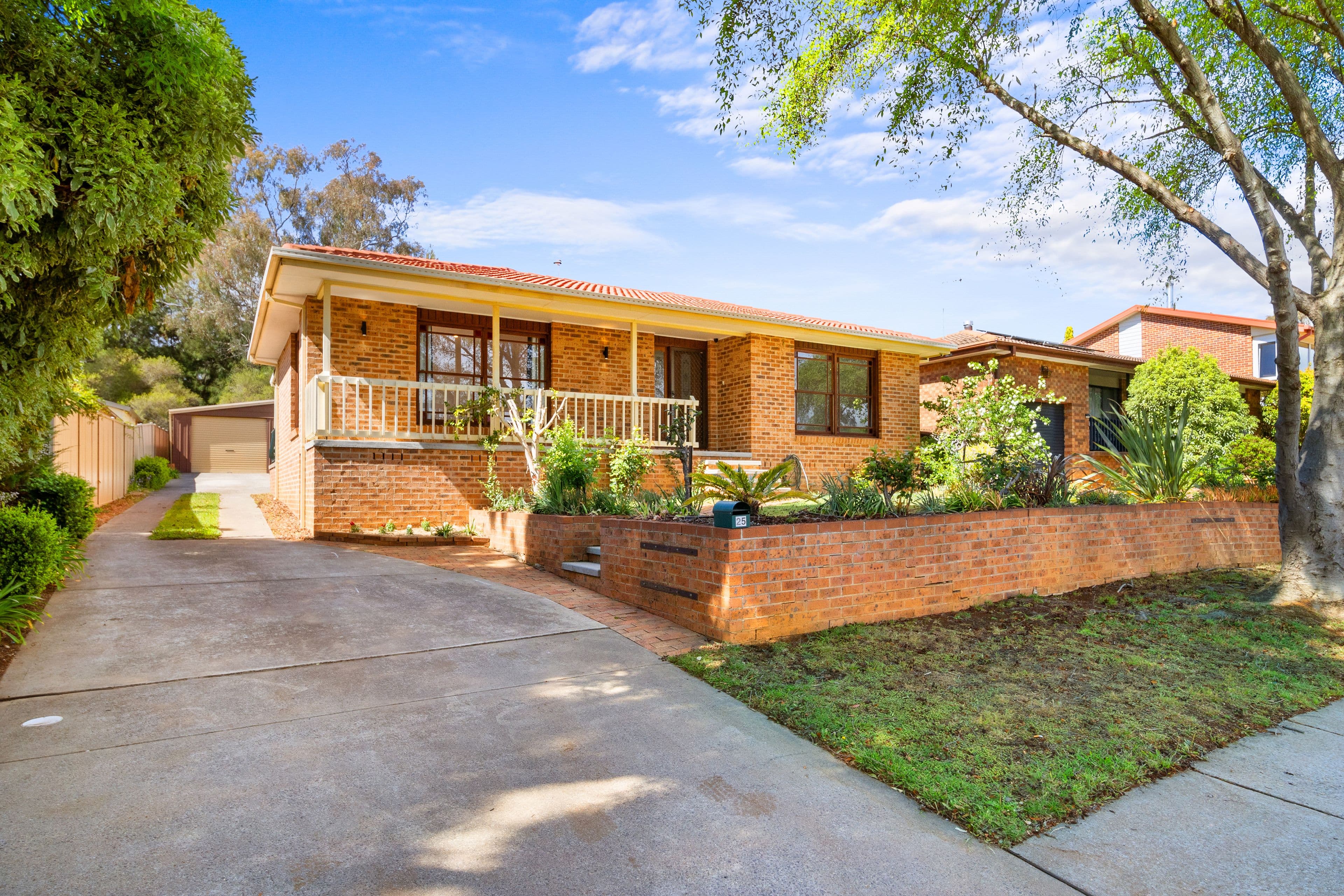 25 Bilkurra Street, Queanbeyan West NSW 2620, Queanbeyan West - Image 1