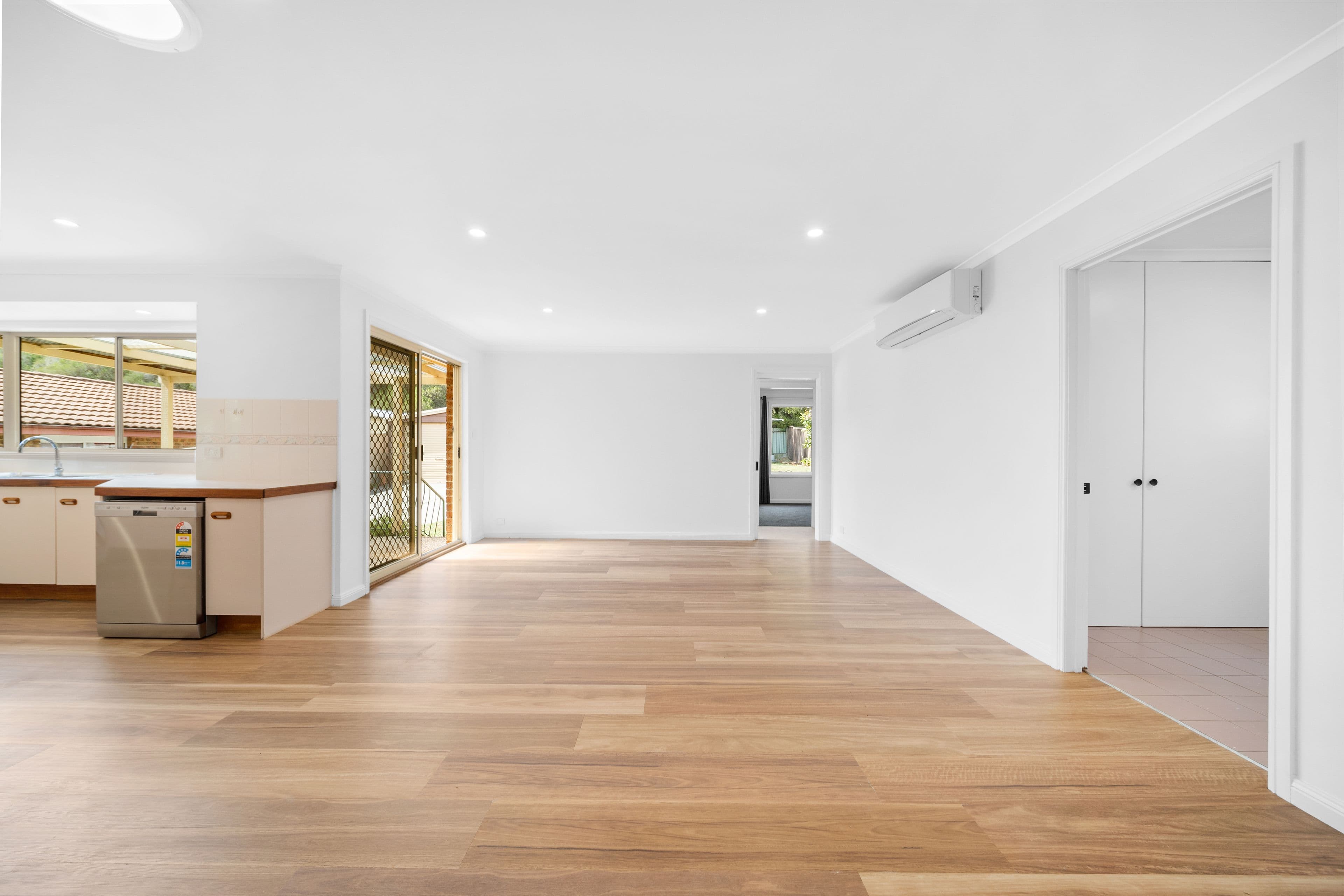 25 Bilkurra Street, Queanbeyan West NSW 2620, Queanbeyan West - Thumbnail 8