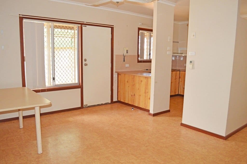 7 Kangaroo Crescent, South Hedland WA 6722, South Hedland - Thumbnail 2