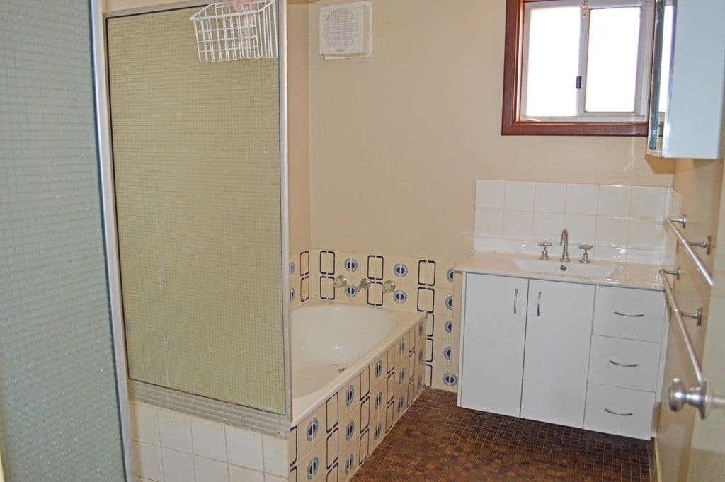 7 Kangaroo Crescent, South Hedland WA 6722, South Hedland - Thumbnail 3