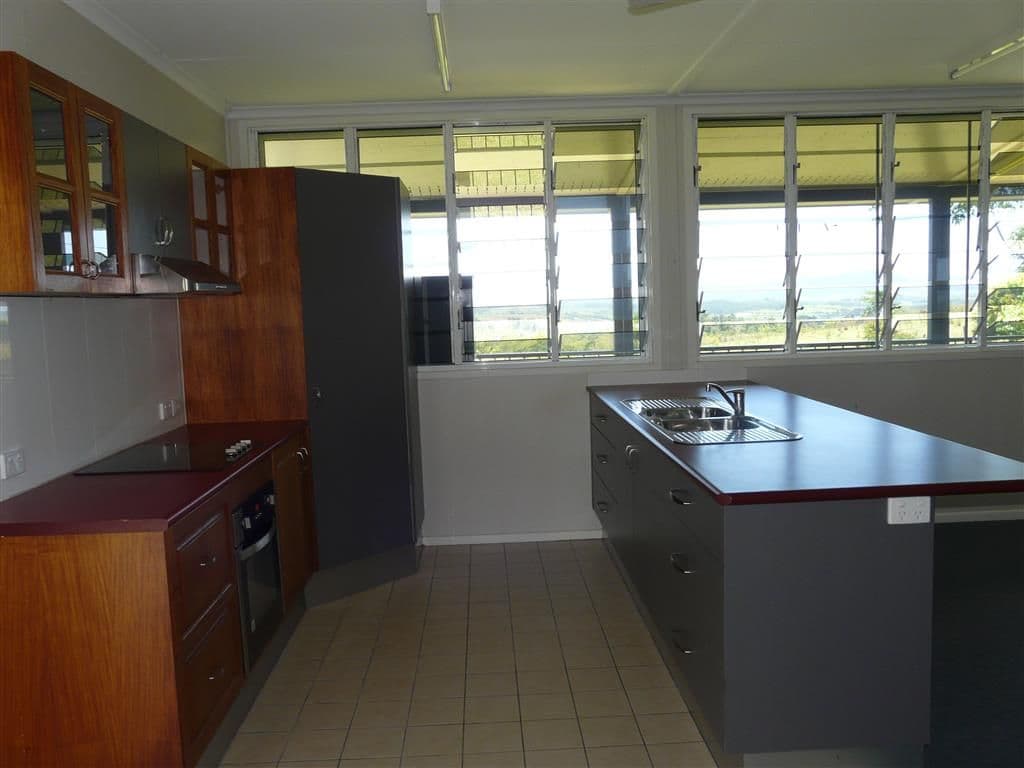 11 Marco Close, Pin Gin Hill QLD 4860, Pin Gin Hill - Thumbnail 5
