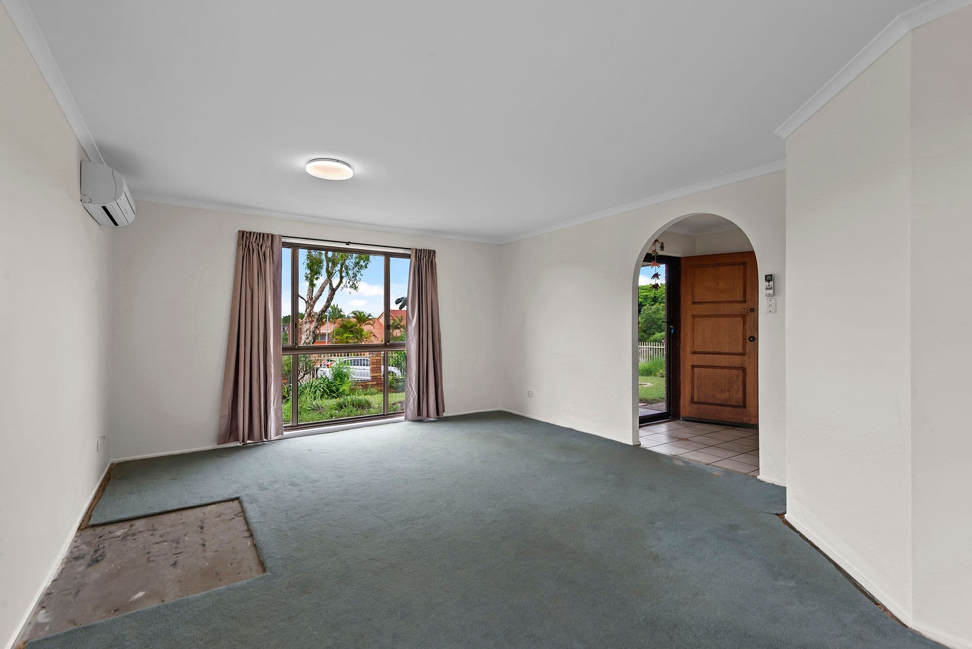 27 Intrepid Street, Jamboree Heights QLD 4074, Jamboree Heights - Thumbnail 2