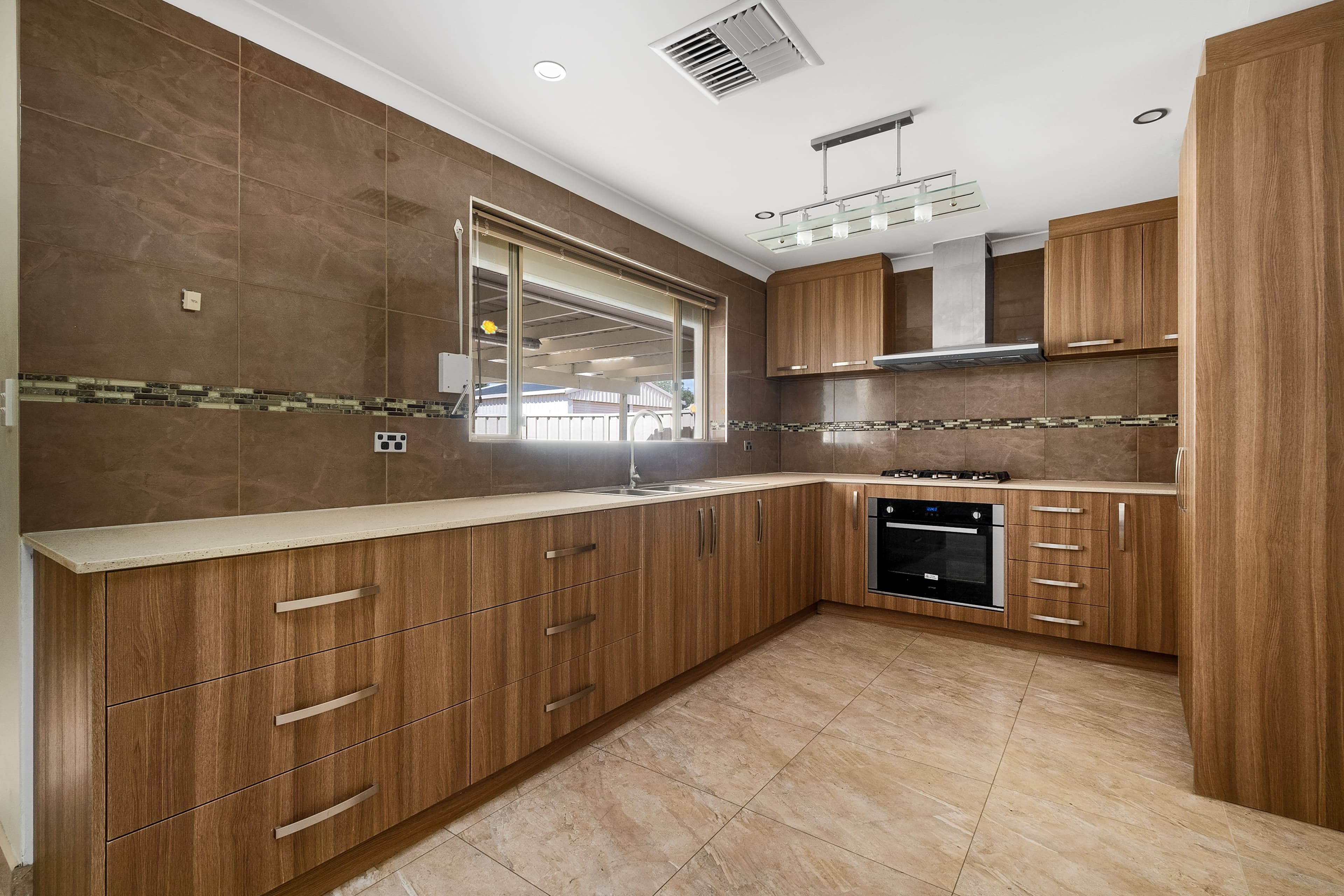 12 Toucan Way, Ballajura WA 6066, Ballajura - Thumbnail 3