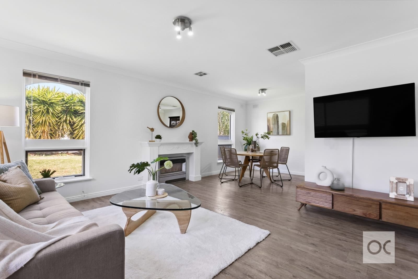 1/15 Barcelona Drive, Happy Valley - Image 1