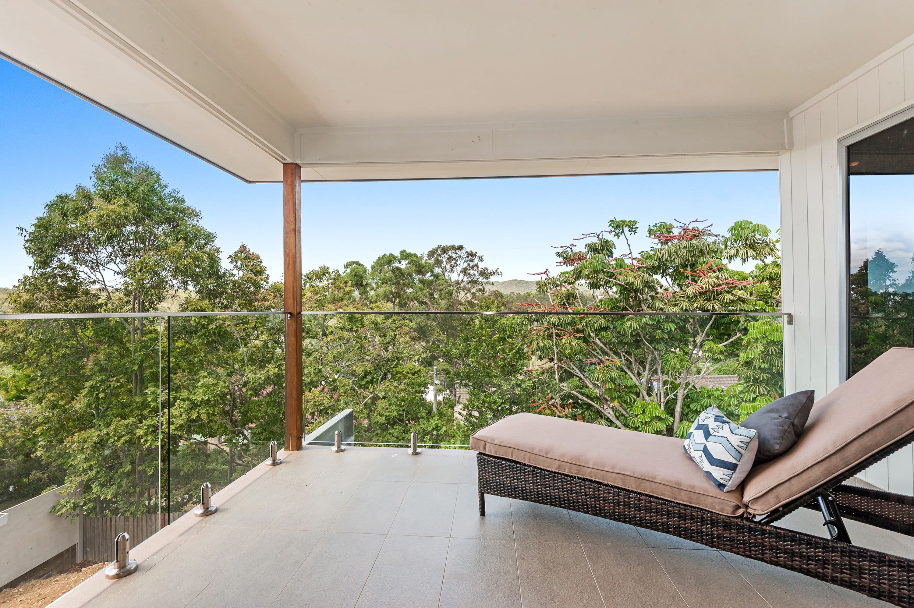 37 Aberfeldy Street, Kenmore QLD 4069, Kenmore - Thumbnail 4