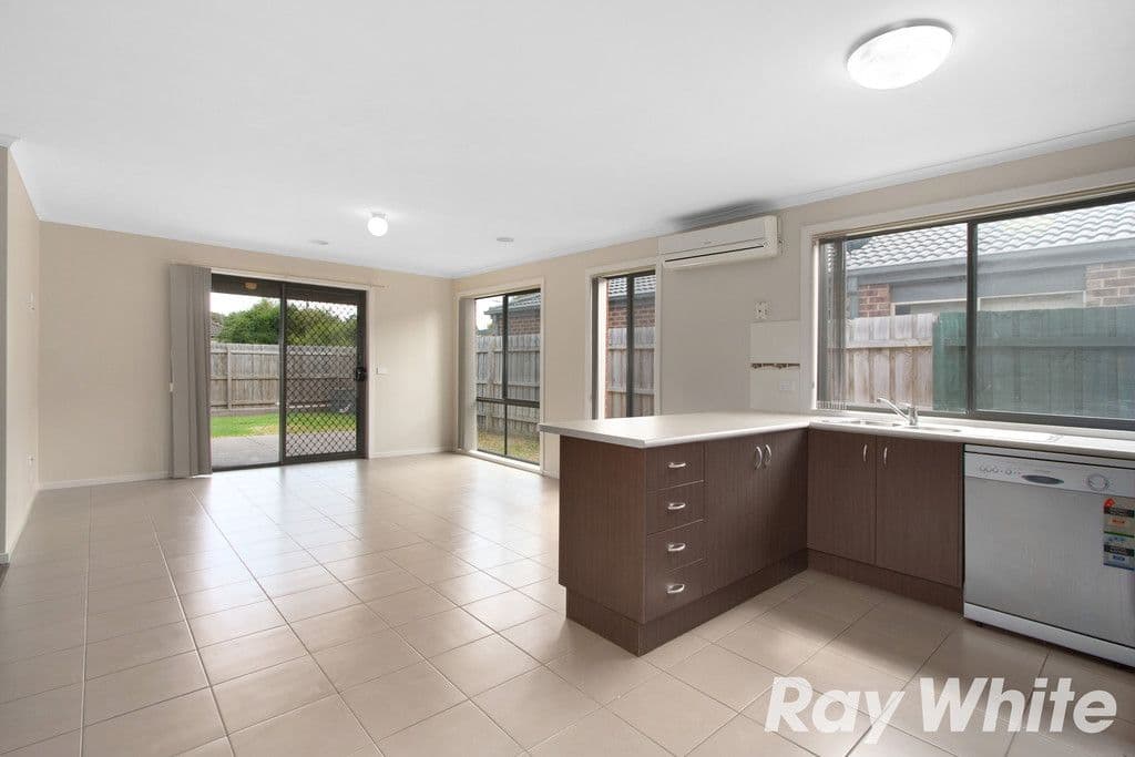 3 Age Place, Pakenham VIC 3810, Pakenham - Thumbnail 3