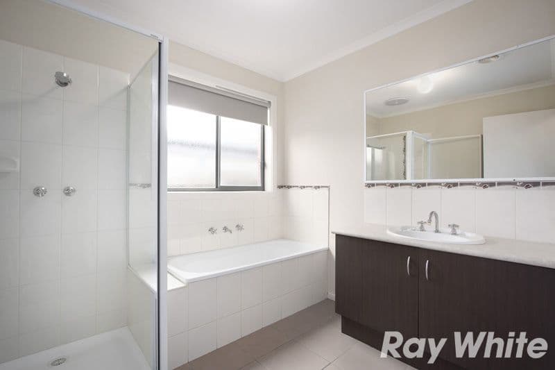 3 Age Place, Pakenham VIC 3810, Pakenham - Thumbnail 6
