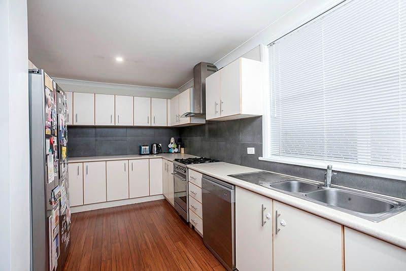 110 Koona Street, Albion Park Rail - Thumbnail 4