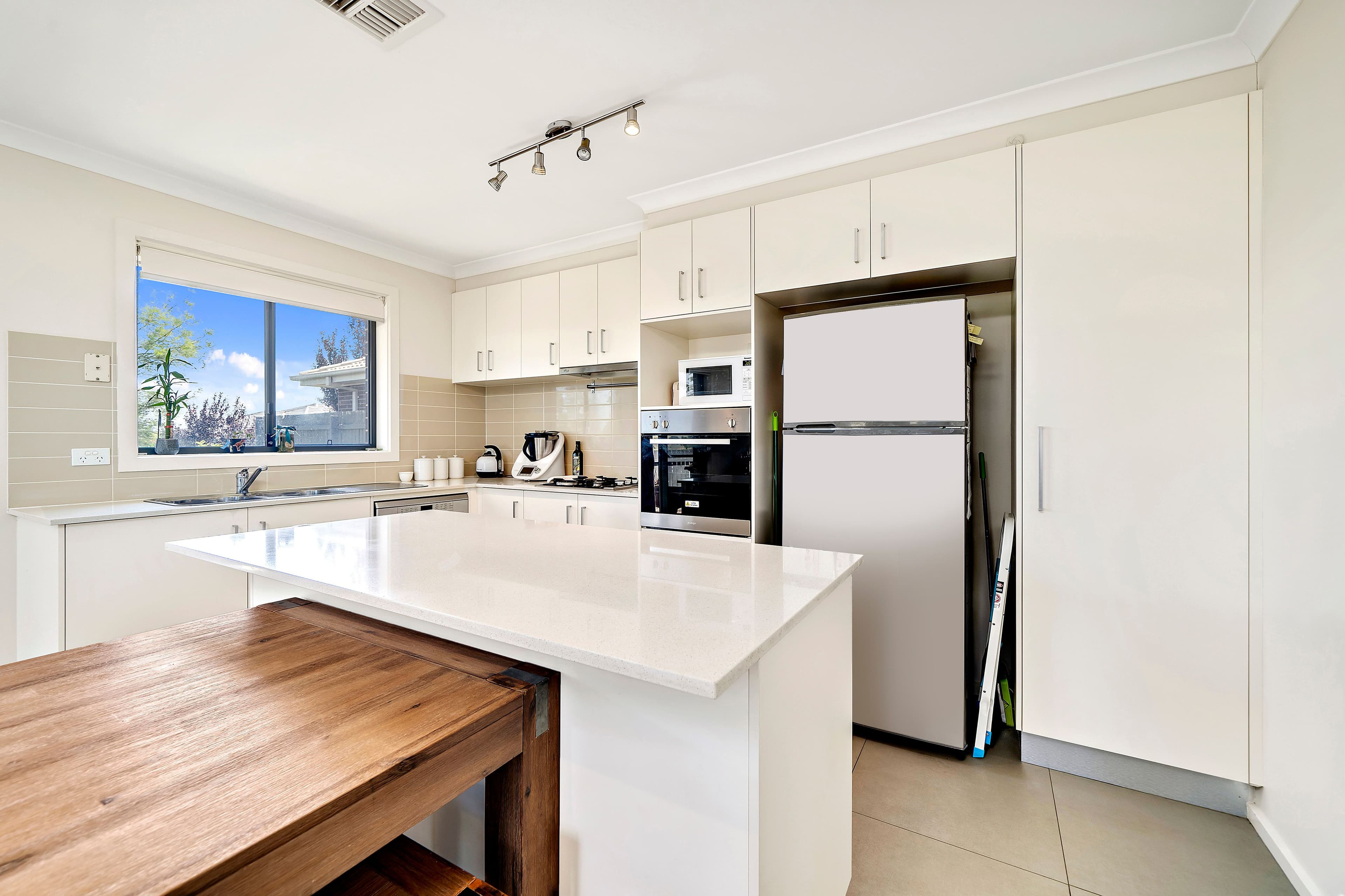66 Refshauge Crescent, Macgregor ACT 2615, Macgregor - Thumbnail 4