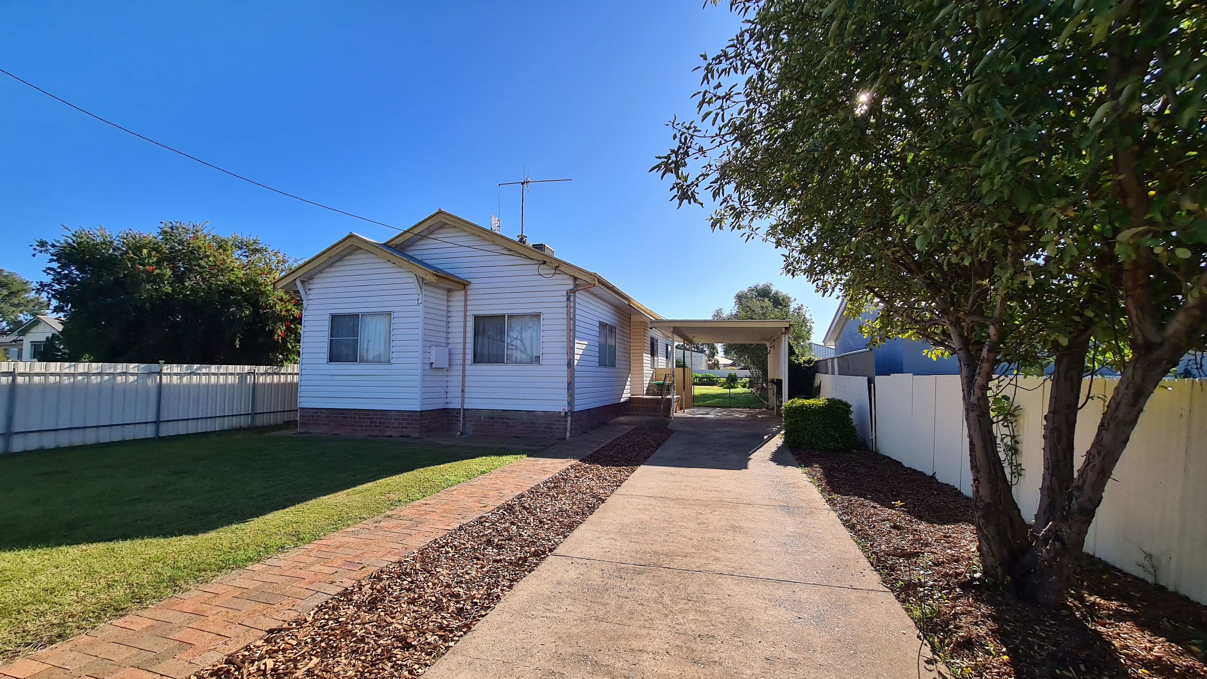 26 Grenfell Street, Parkes NSW 2870, Parkes - Image 1