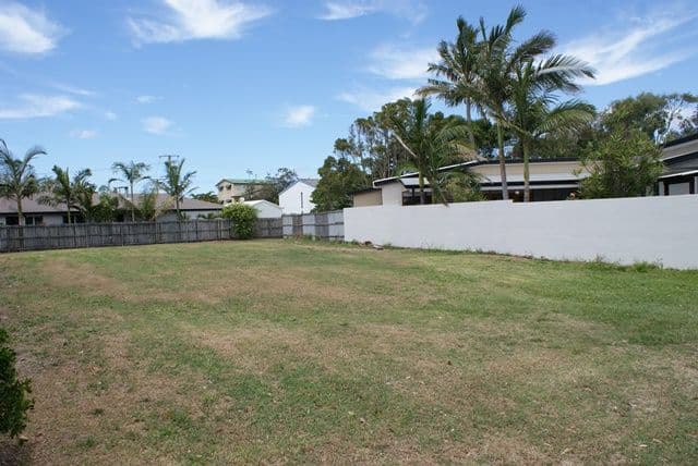 19 Boronia Crescent, MARCOOLA QLD 4564, Marcoola - Thumbnail 2