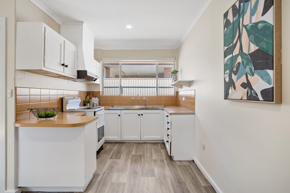 16 Thames Crescent, Salisbury East SA 5109, Salisbury East - Thumbnail 4