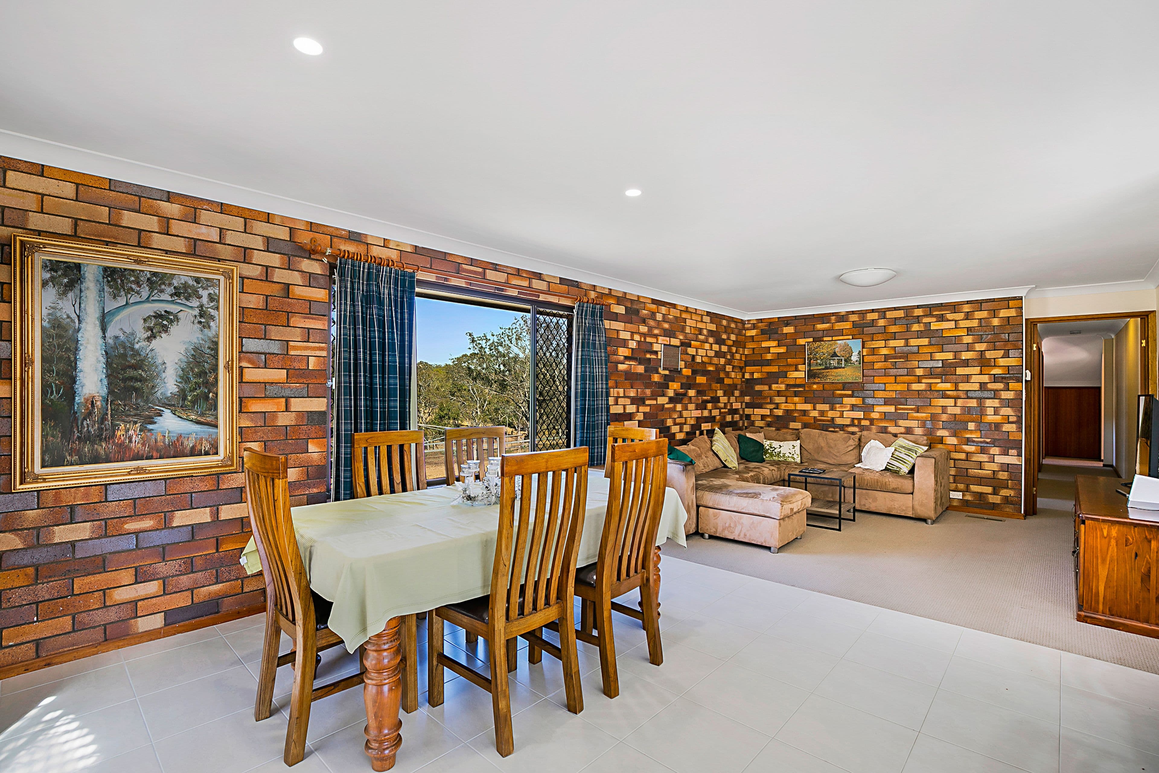 228 Hermitage Road, Cranley QLD 4350, Cranley - Thumbnail 4