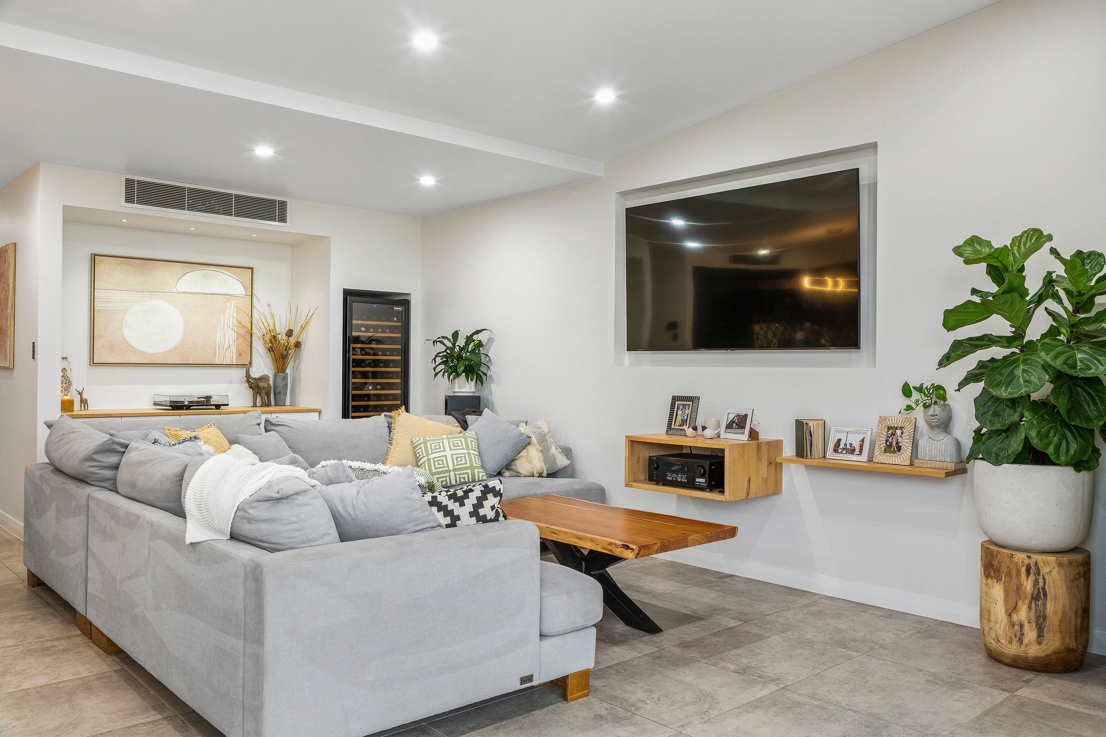 16 Selkirk Avenue, Clearview SA 5085, Clearview - Thumbnail 2