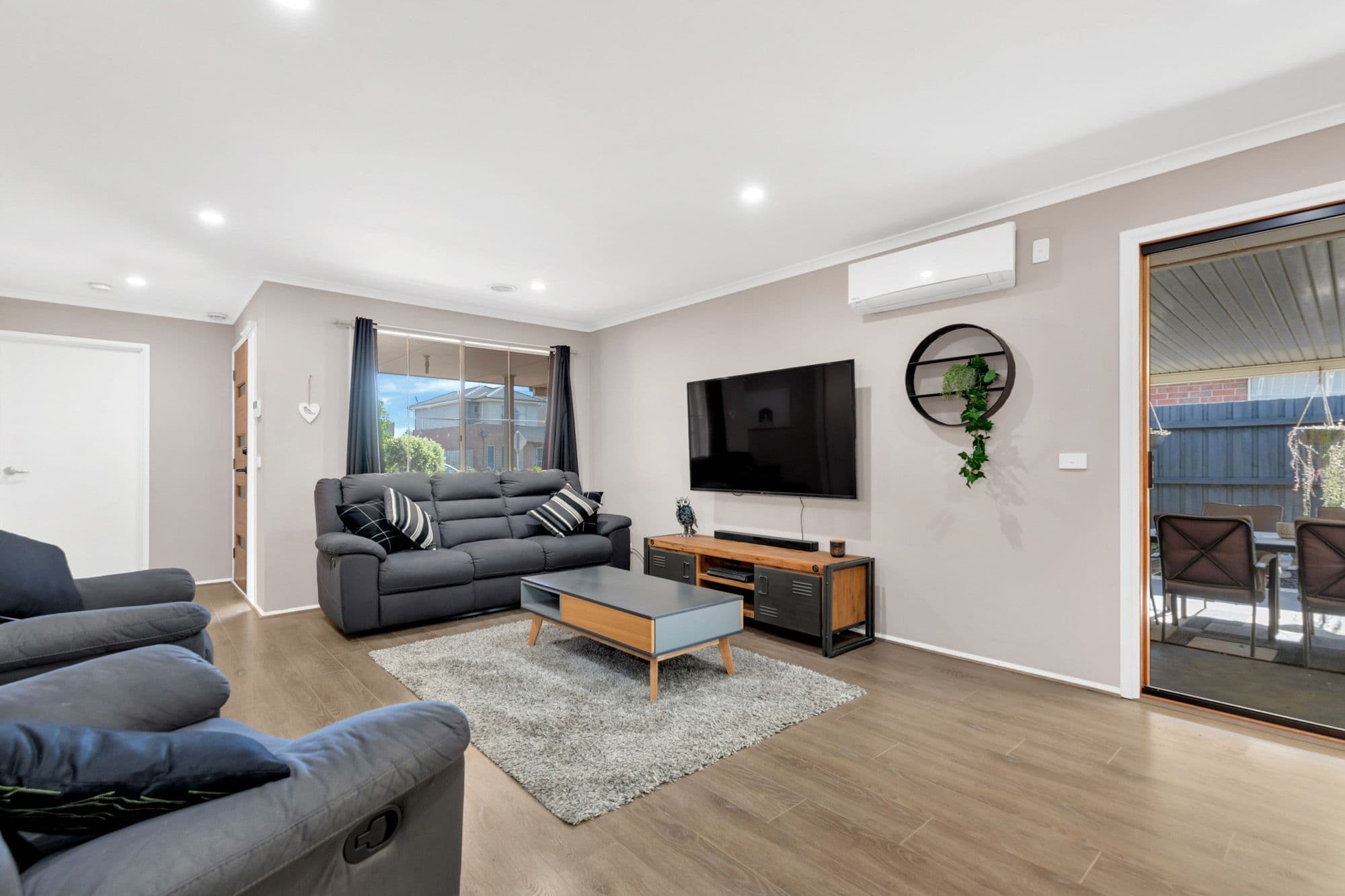 48 Latham Street, Werribee VIC 3030, Werribee - Thumbnail 3