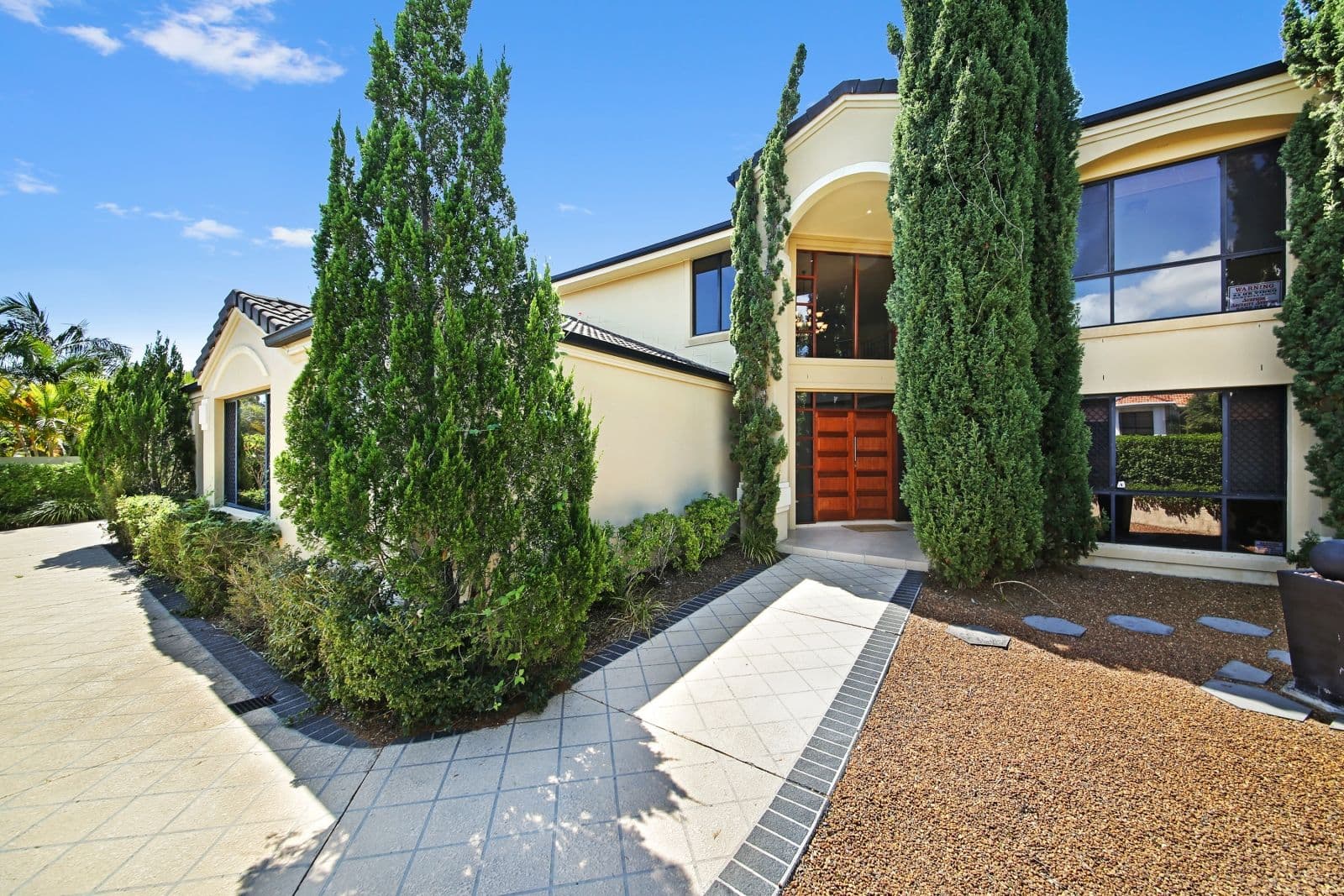 7 London Chase, Arundel QLD 4214, Arundel - Image 1