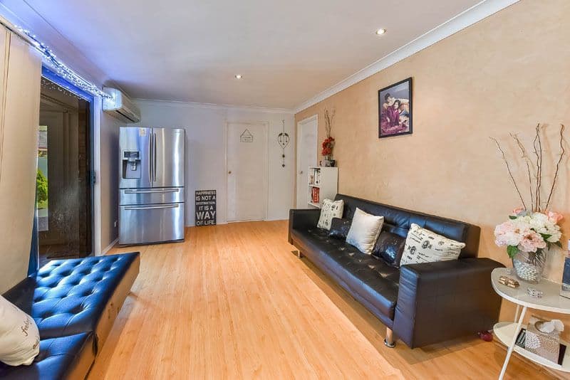 43 Bardolph Avenue, Rosemeadow - Thumbnail 3