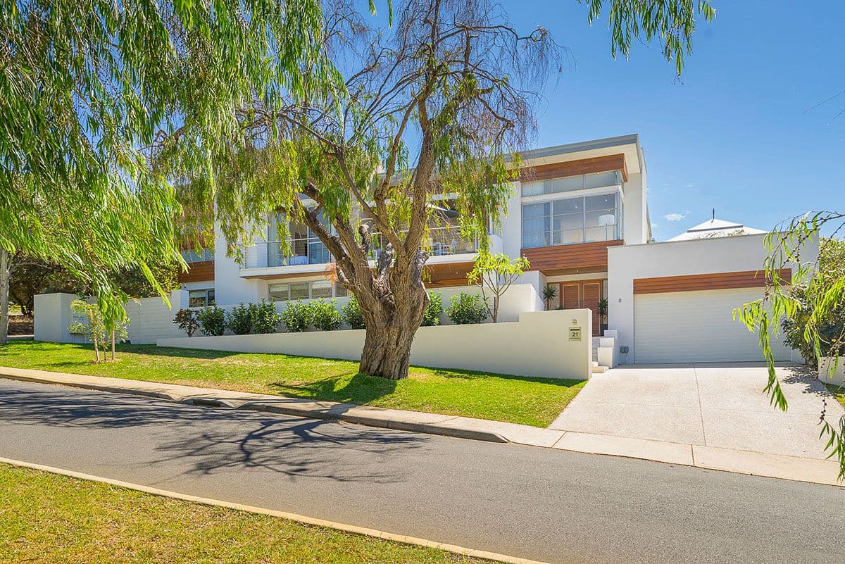 21 Cornwall Street, Swanbourne WA 6010, Swanbourne - Thumbnail 3