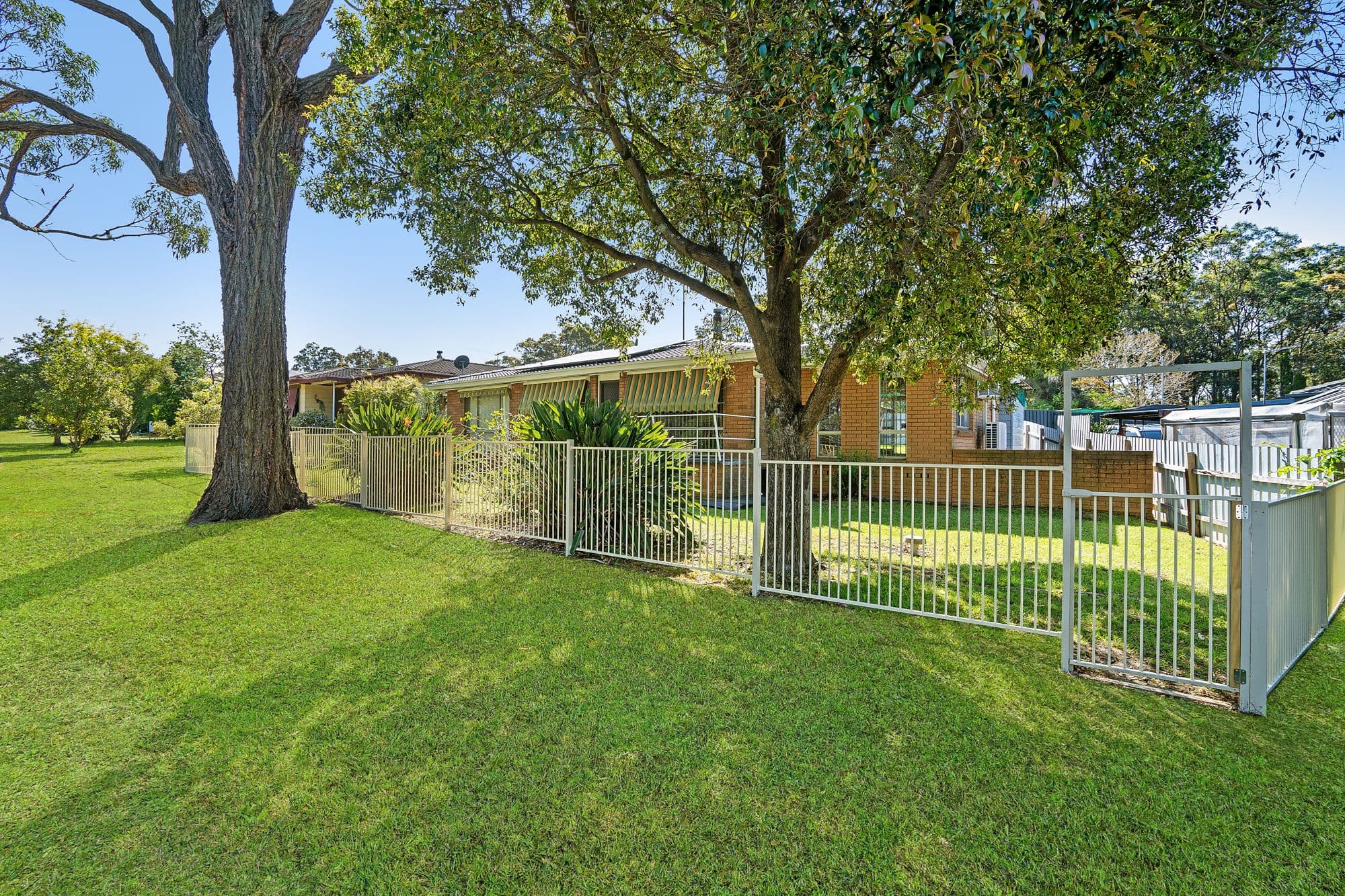13 Buckingham Close, Thornton NSW 2322, Thornton - Image 1