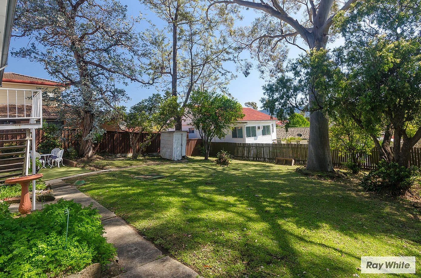 19 Burrell Crescent, DAPTO NSW 2530, Dapto - Thumbnail 8
