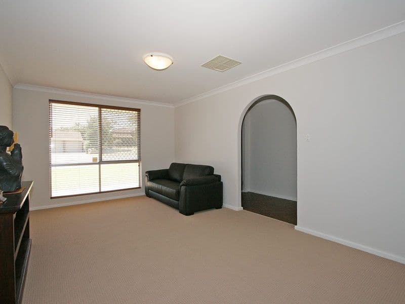 46 Koorana Road, MULLALOO WA 6027, Mullaloo - Thumbnail 3