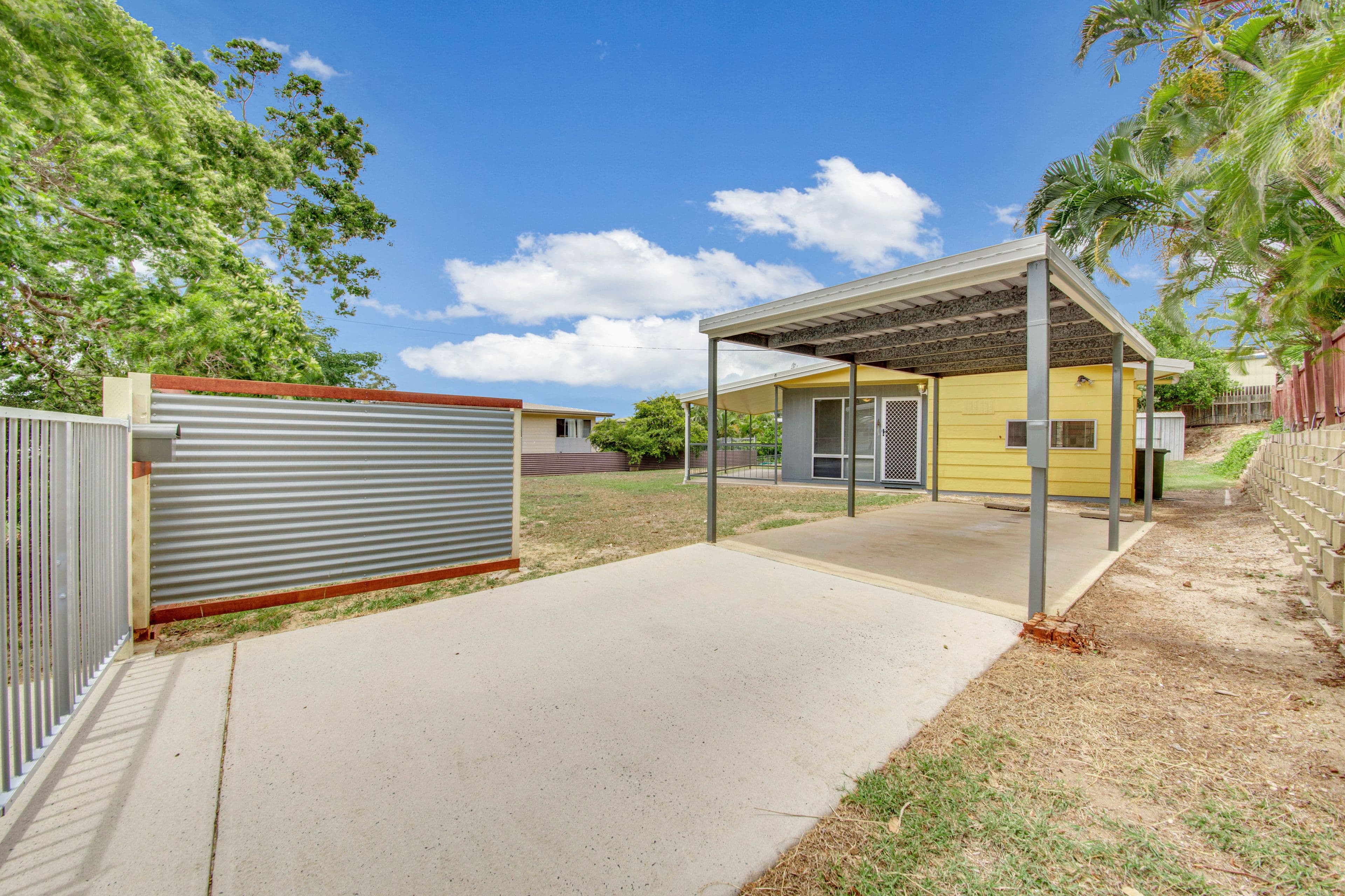 114 Malpas Street, Boyne Island QLD 4680, Boyne Island - Thumbnail 3