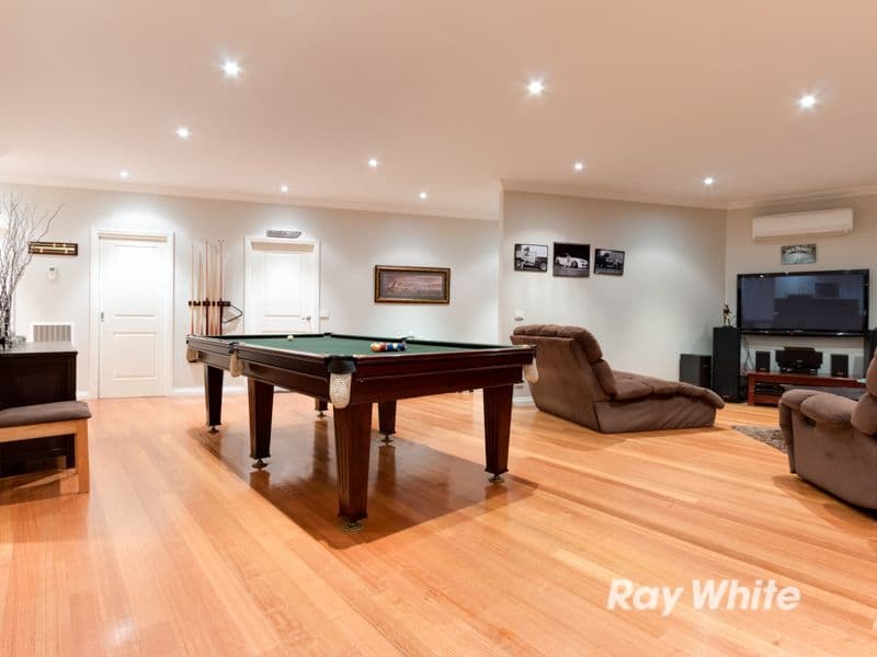 8 Coromandel Crescent South, Knoxfield VIC 3180, Knoxfield - Thumbnail 3