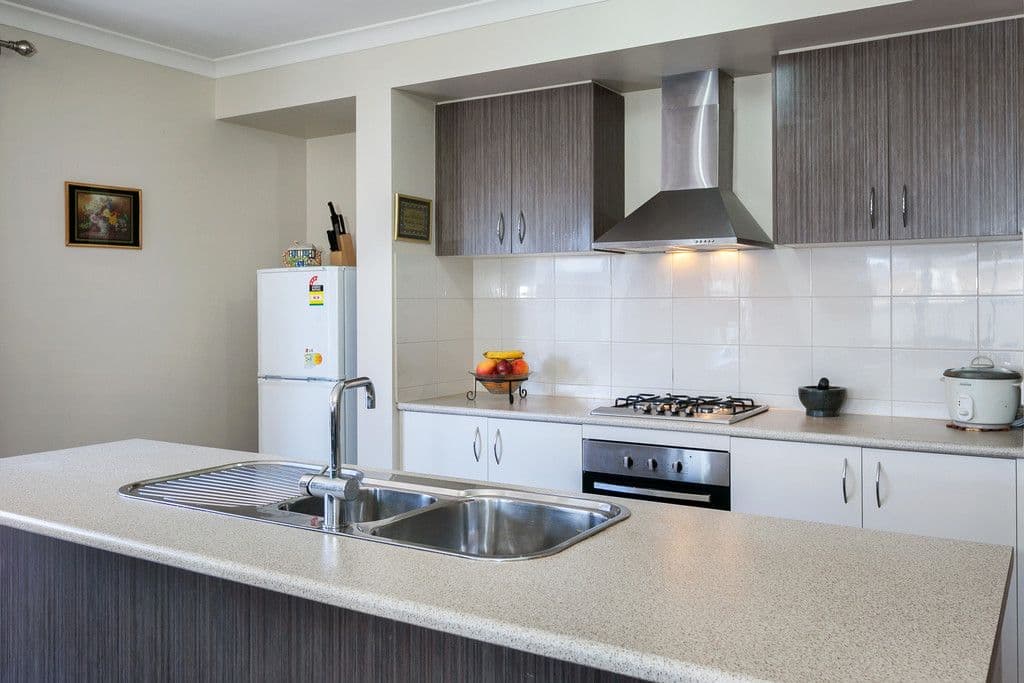 38 Pine Park Drive, WOLLERT VIC 3750, Wollert - Thumbnail 2