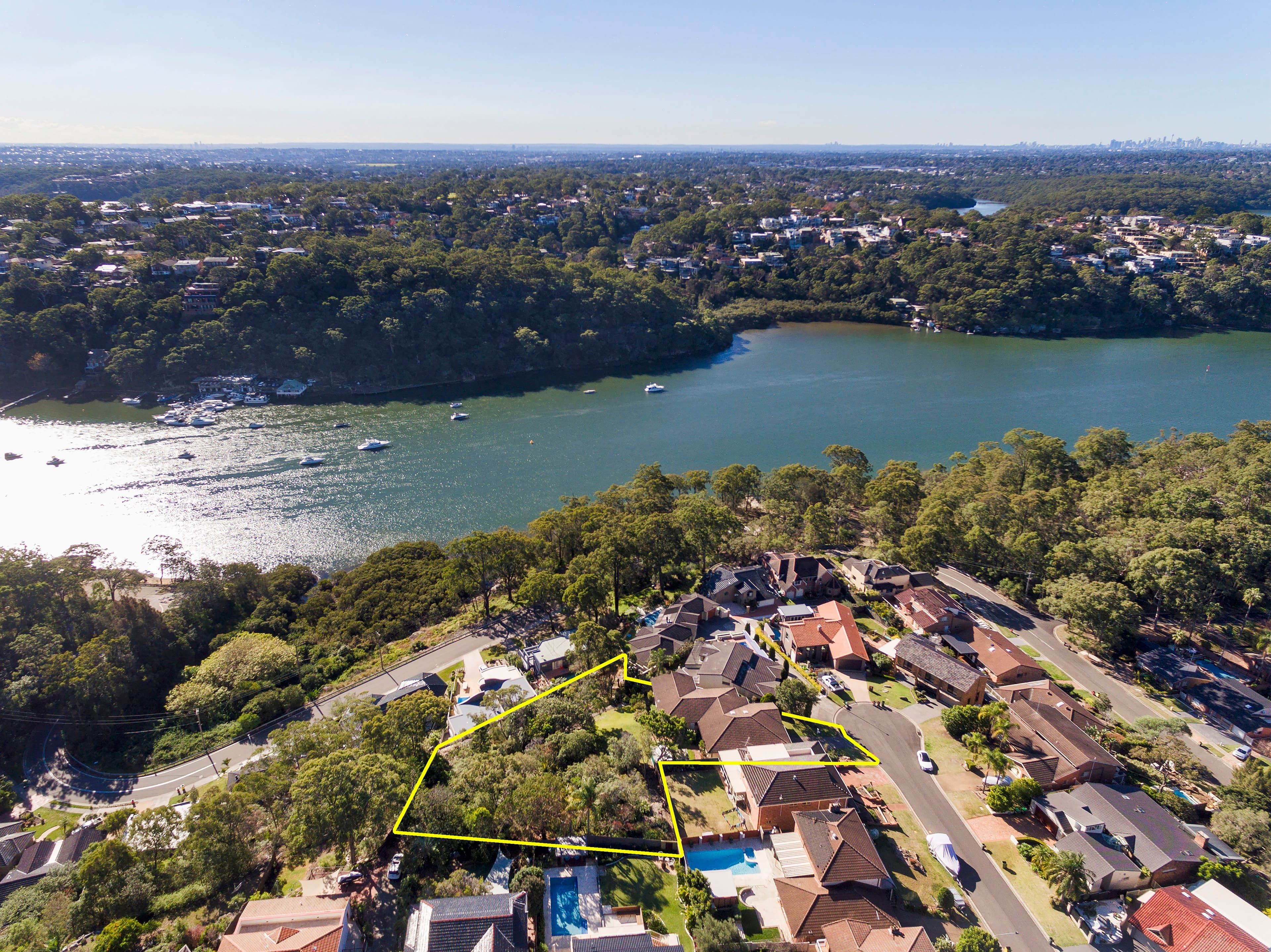 28 Mcpherson Place, Illawong - Image 1