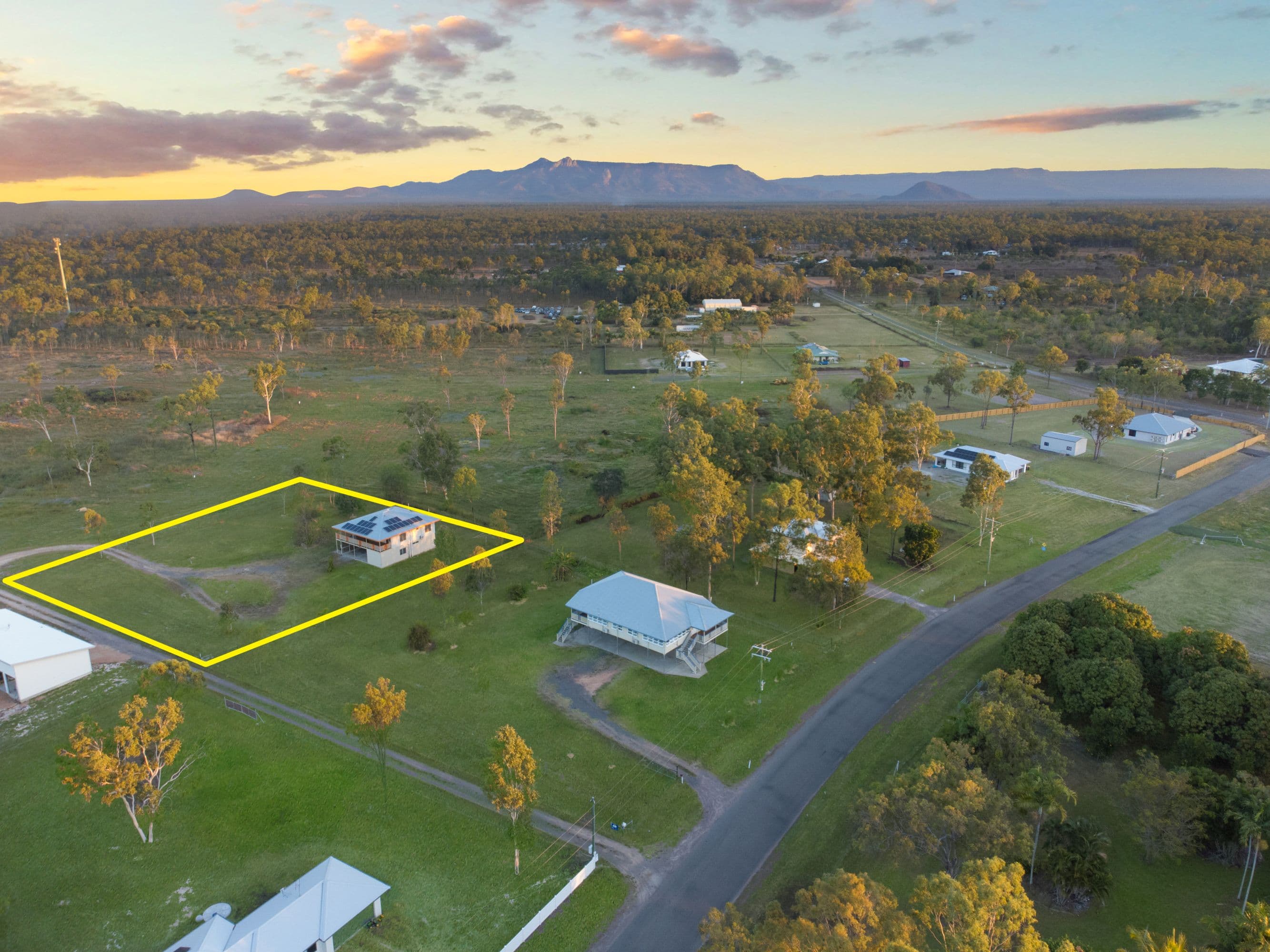 60 Texas Road, Jensen QLD 4818, Jensen - Thumbnail 2