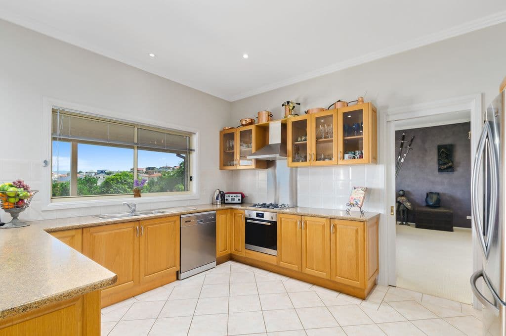 7 Yarle Crescent, Flinders - Thumbnail 3