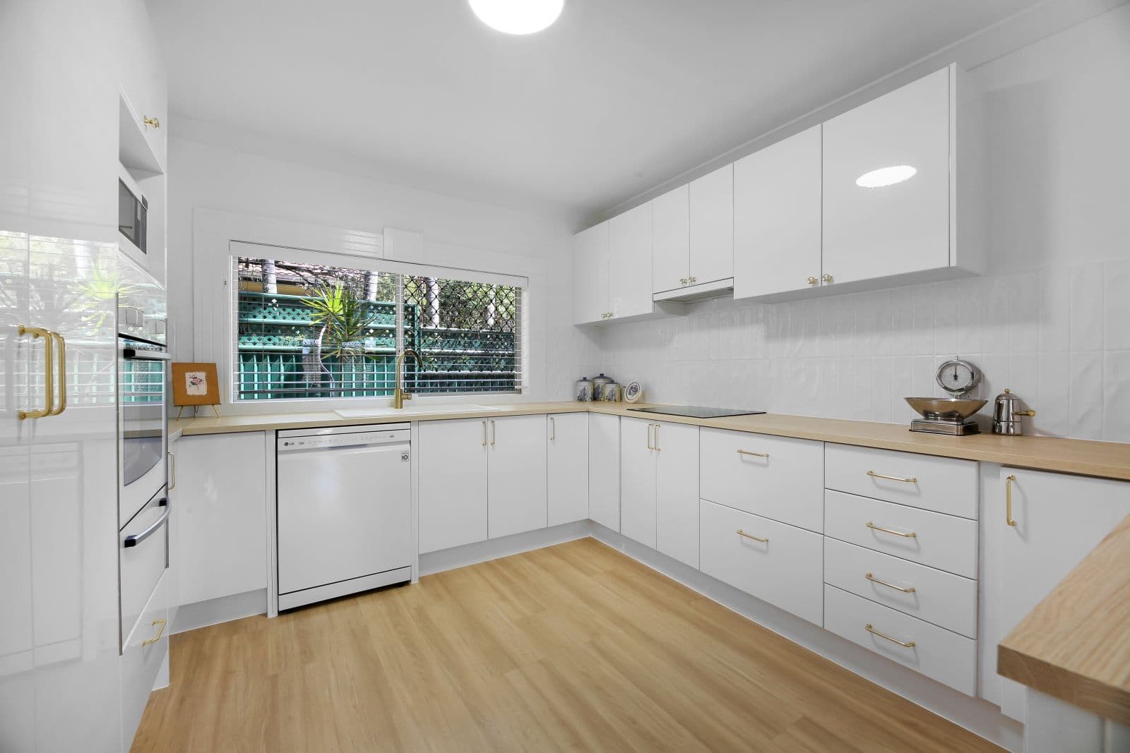 20 Yowani Street, Robina QLD 4226, Robina - Thumbnail 3