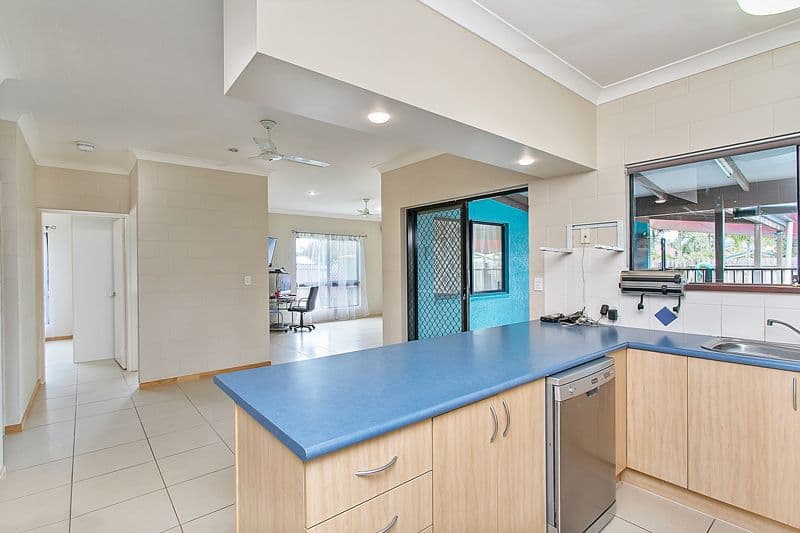 1 Mayfield Close, MOUNT SHERIDAN QLD 4868, Mount Sheridan - Thumbnail 5