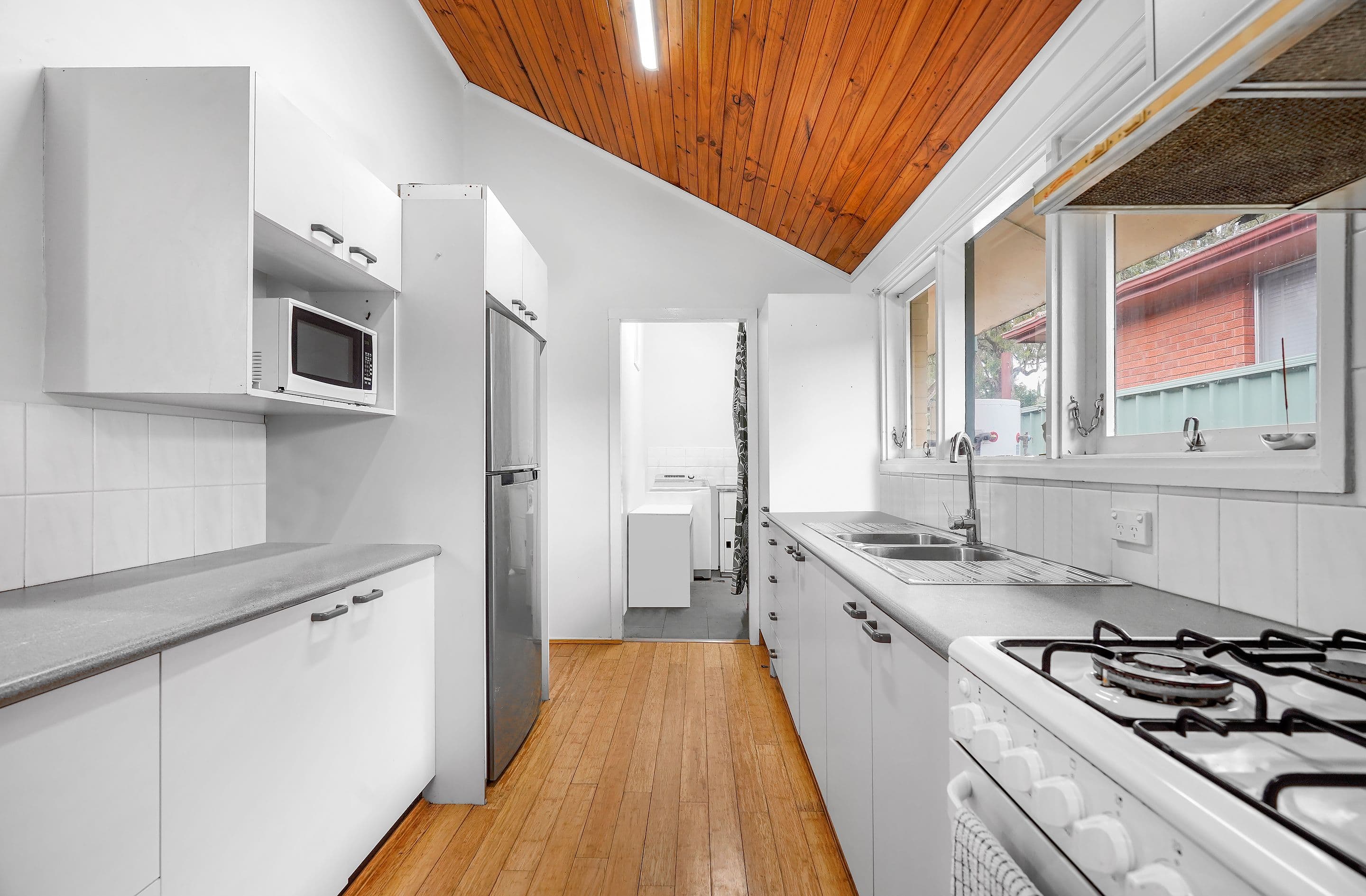 16 Barcoo Avenue, Leumeah NSW 2560, Leumeah - Thumbnail 4