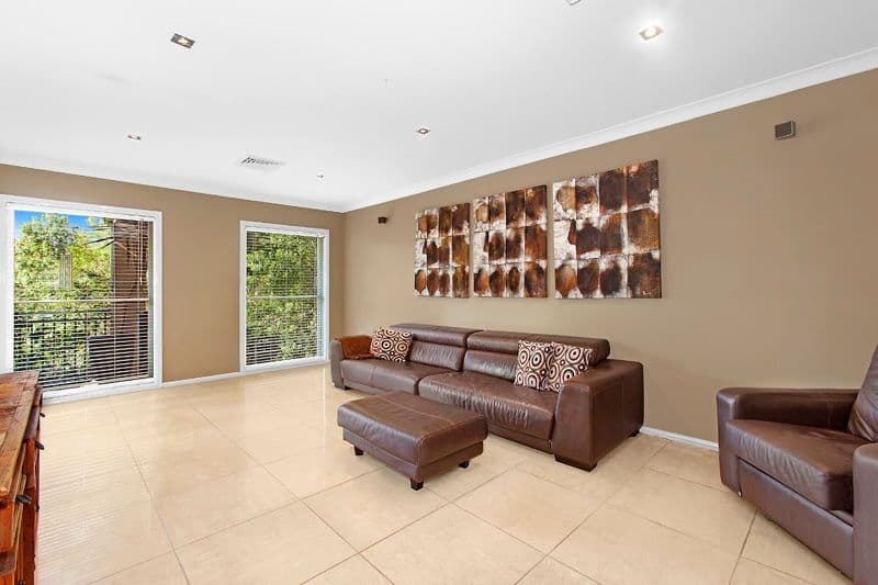 10 Hamilton Parade, PYMBLE NSW 2073, Pymble - Thumbnail 4