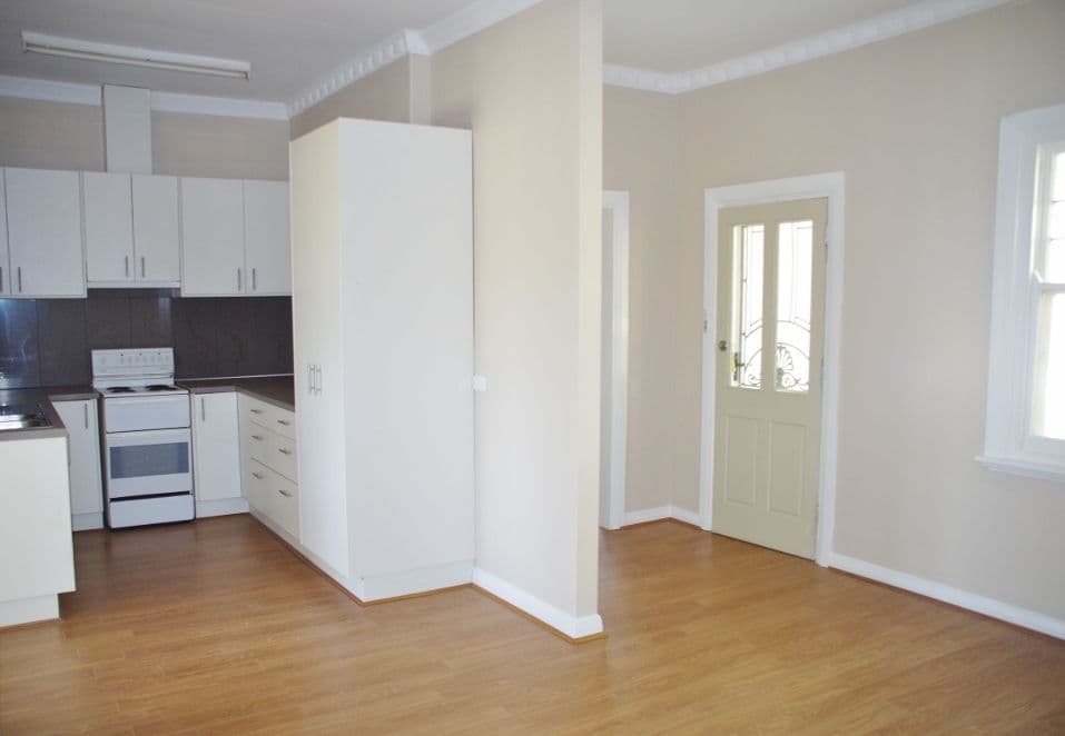 170 Sixteenth Street, Renmark SA 5341, Renmark - Thumbnail 2
