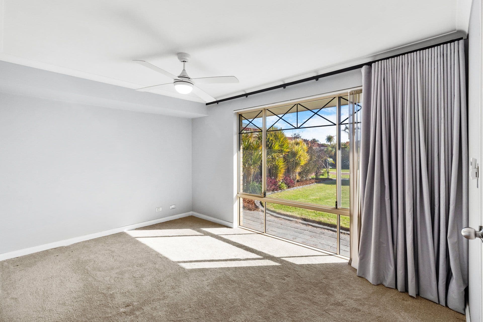 25 Nooyan Close, South Guildford WA 6055, South Guildford - Thumbnail 8